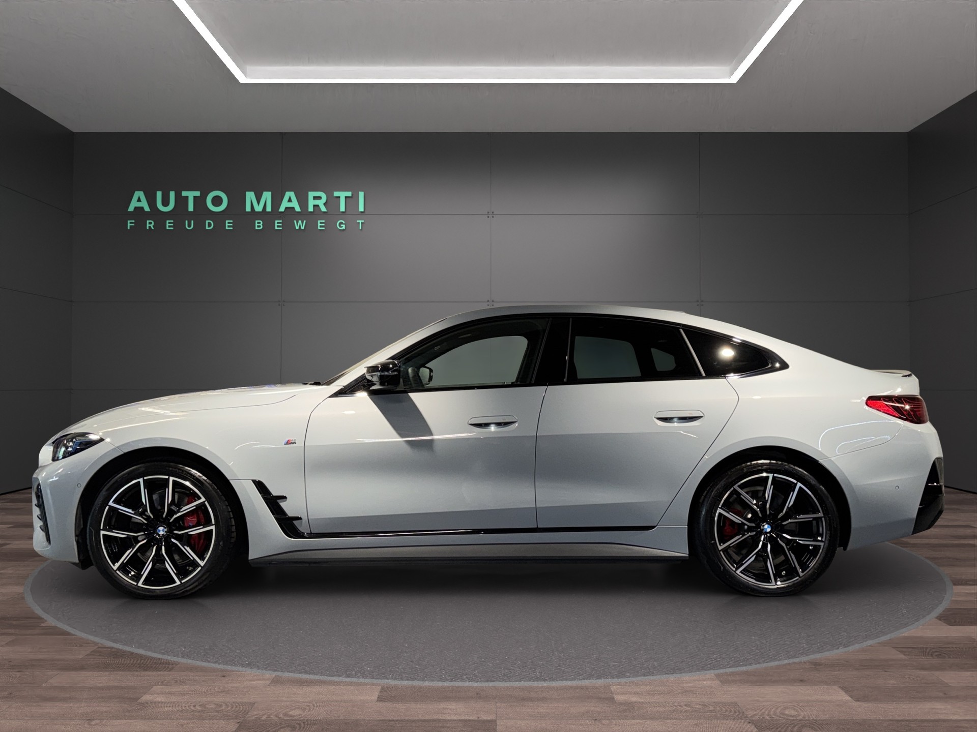 BMW i4 M60 xDrive-image-2