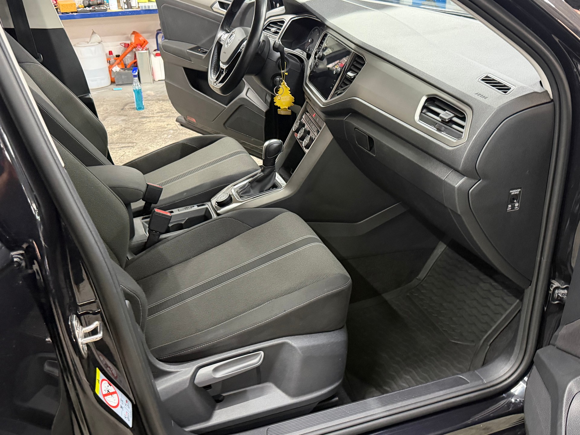 VW T-Roc 2.0 TDI SCR Advance DSG 4Motion-image-9