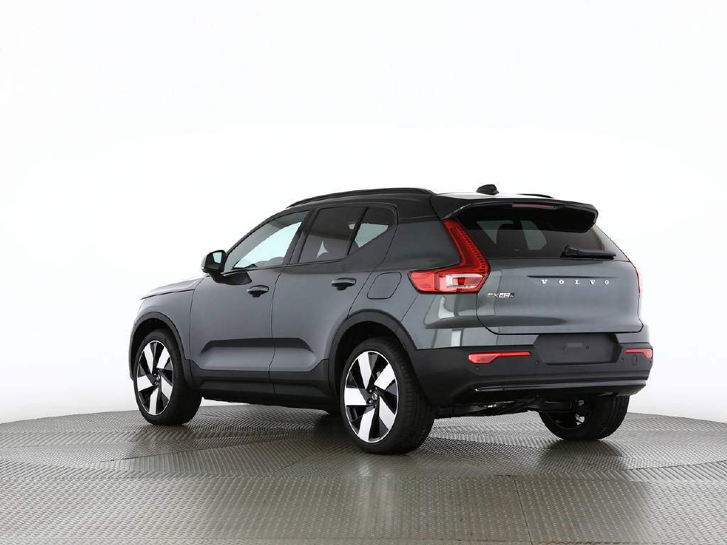 VOLVO EX40 Twin Ultra AWD XCENTRIC-image-7