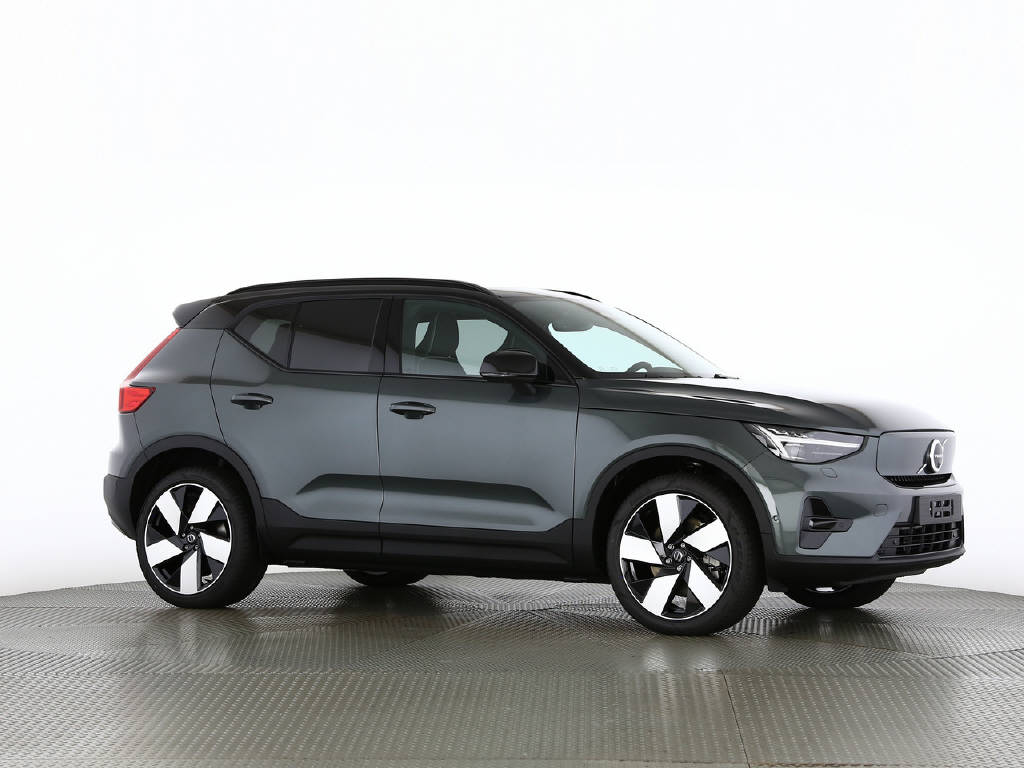 VOLVO EX40 Twin Ultra AWD XCENTRIC-image-19