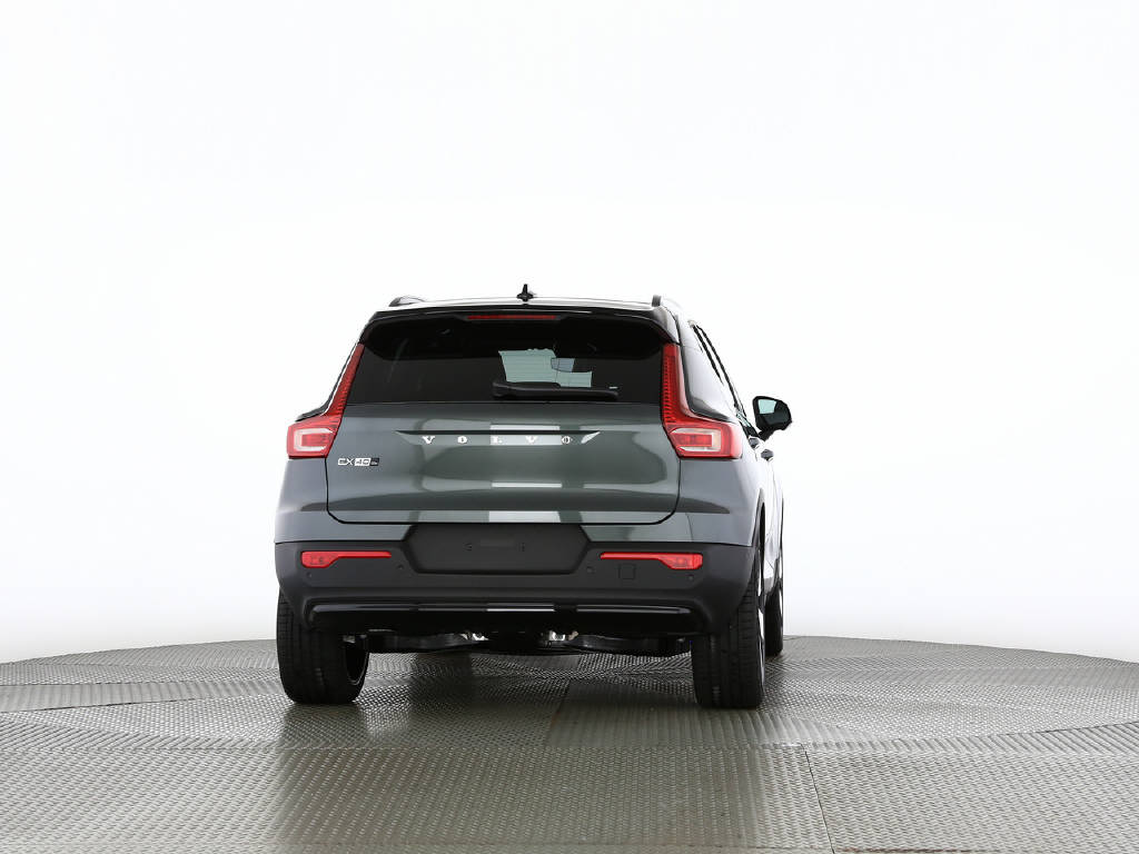 VOLVO EX40 Twin Ultra AWD XCENTRIC-image-11