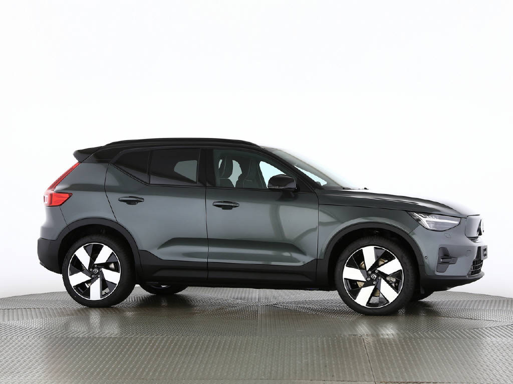 VOLVO EX40 Twin Ultra AWD XCENTRIC-image-16