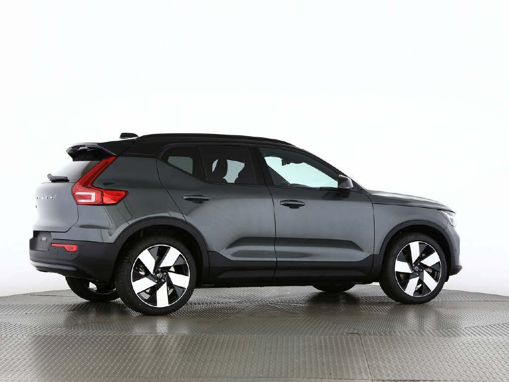 VOLVO EX40 Twin Ultra AWD XCENTRIC-image-13