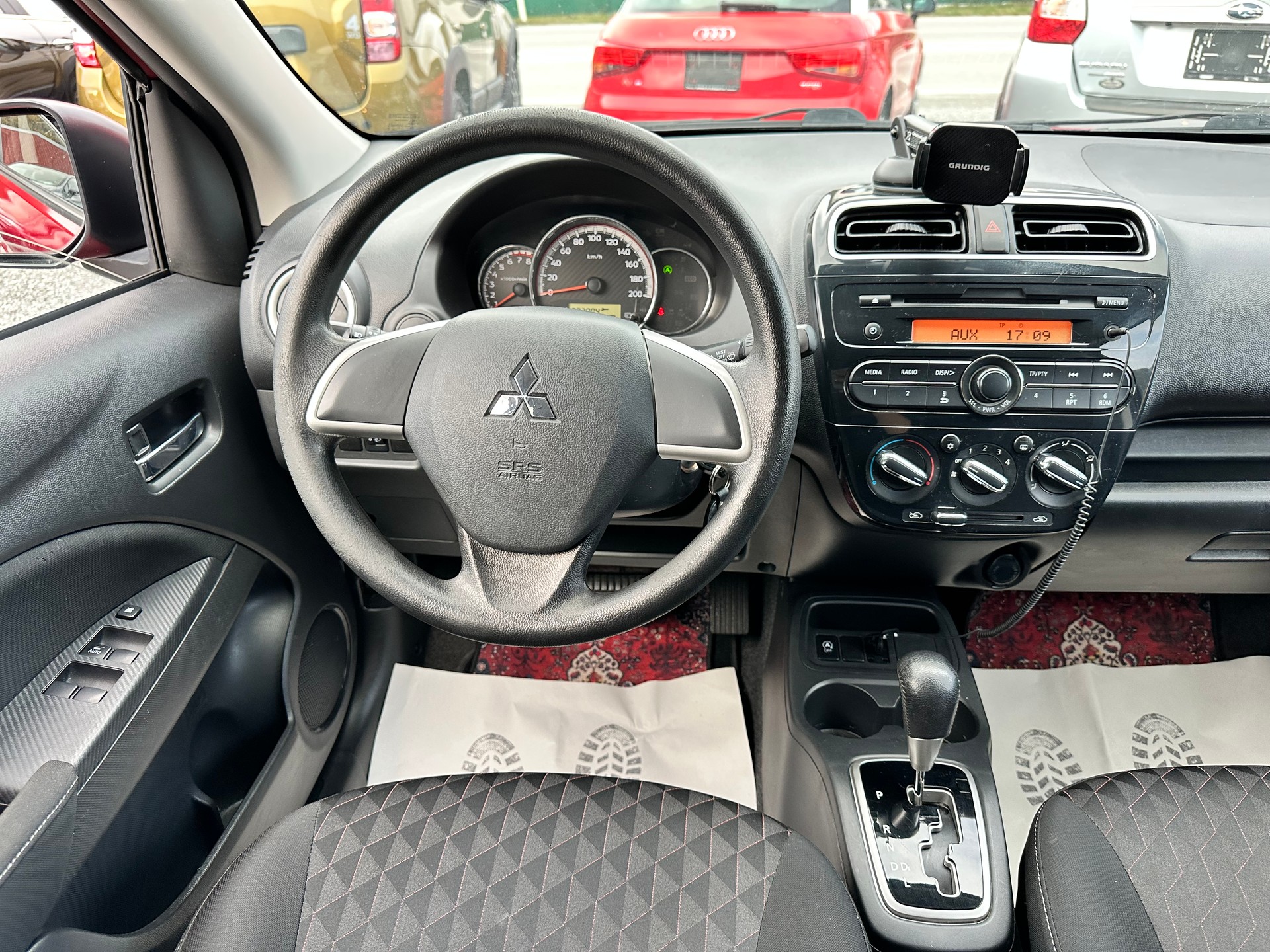 MITSUBISHI Space Star 1.2 Value CVT-image-12