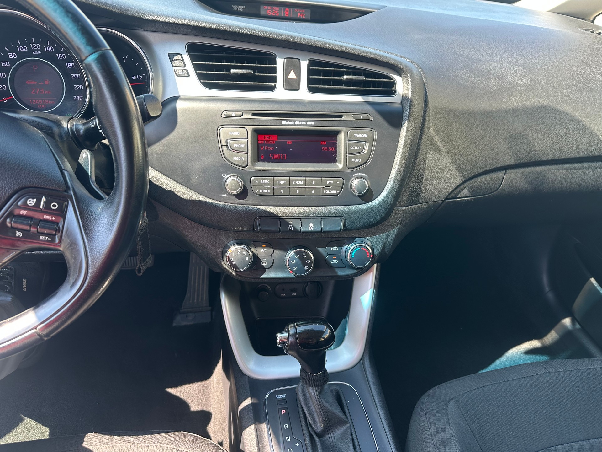 KIA Cee'd 1.6 GDi Trend DCT-image-13