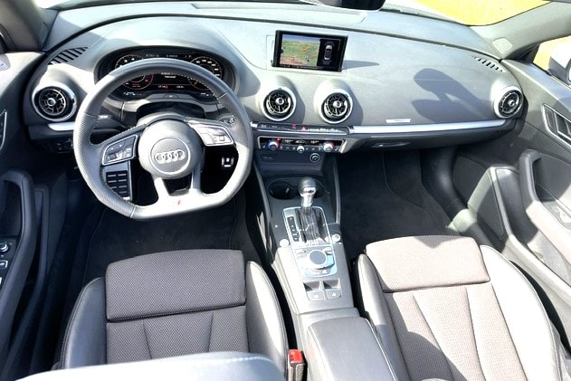 AUDI A3 Cabriolet 35 TFSI Sport Attraction S-tronic-image-4