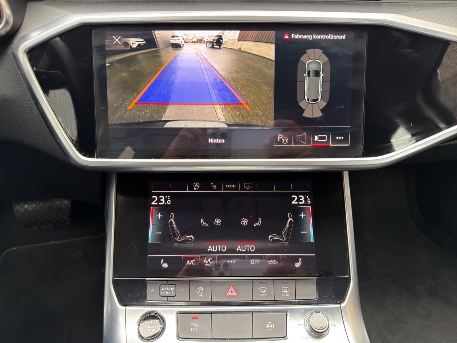 AUDI A6 Avant 50 TDI Design quattro tiptronic - Anhängevorrichtung - Panoramadach - Lederausstattung - Matrix-LED-image-10