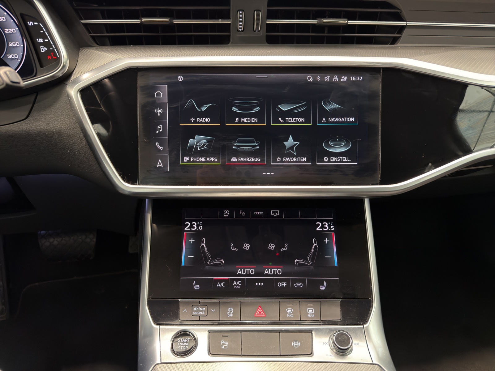 AUDI A6 Avant 50 TDI Design quattro tiptronic - Anhängevorrichtung - Panoramadach - Lederausstattung - Matrix-LED-image-8