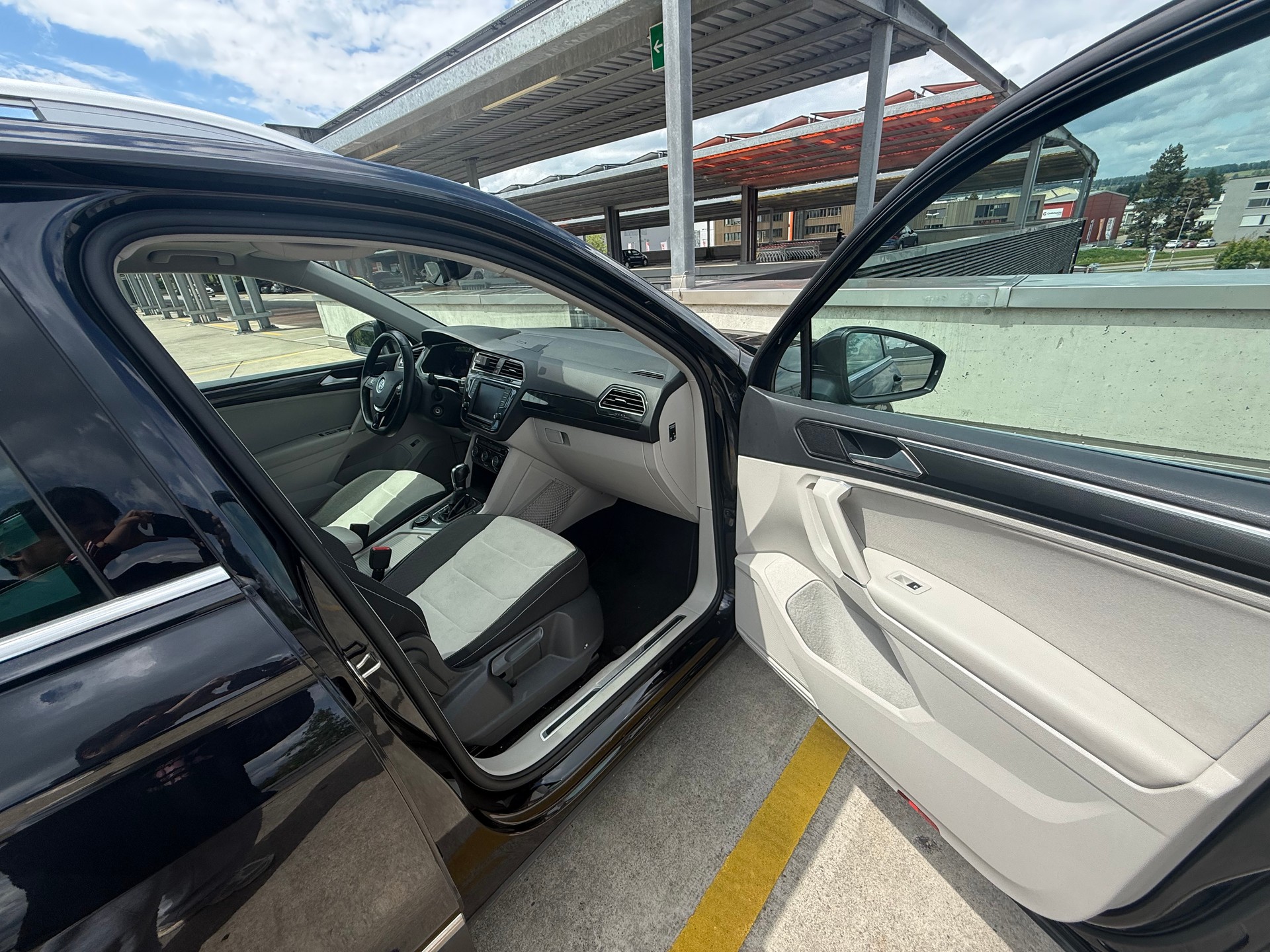 VW 2.0 TSI Highline DSG-image-2