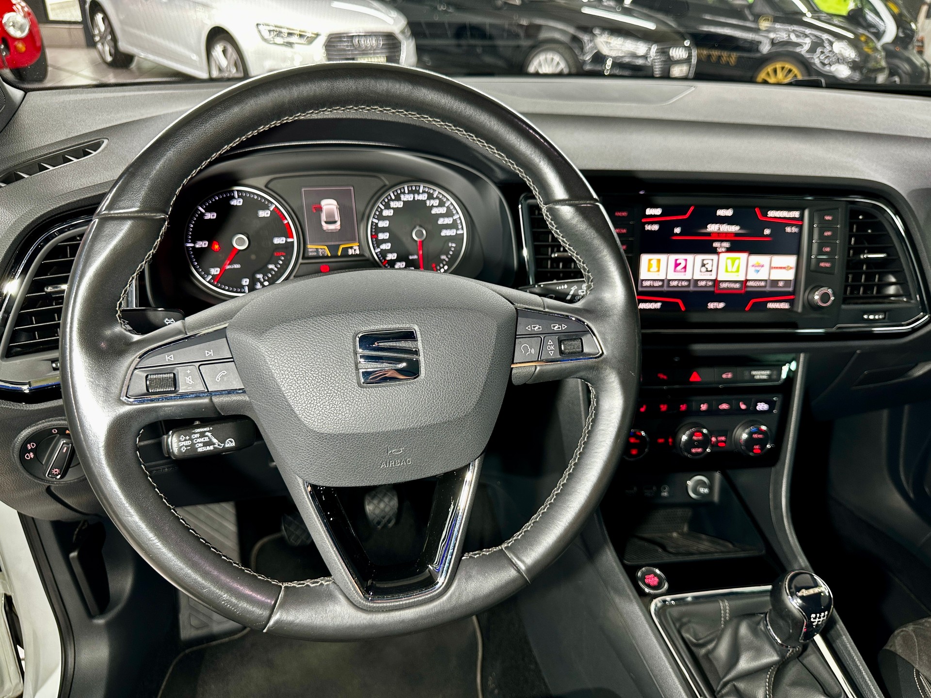SEAT Ateca 2.0 TDI CR Xcellence 4Drive-image-16