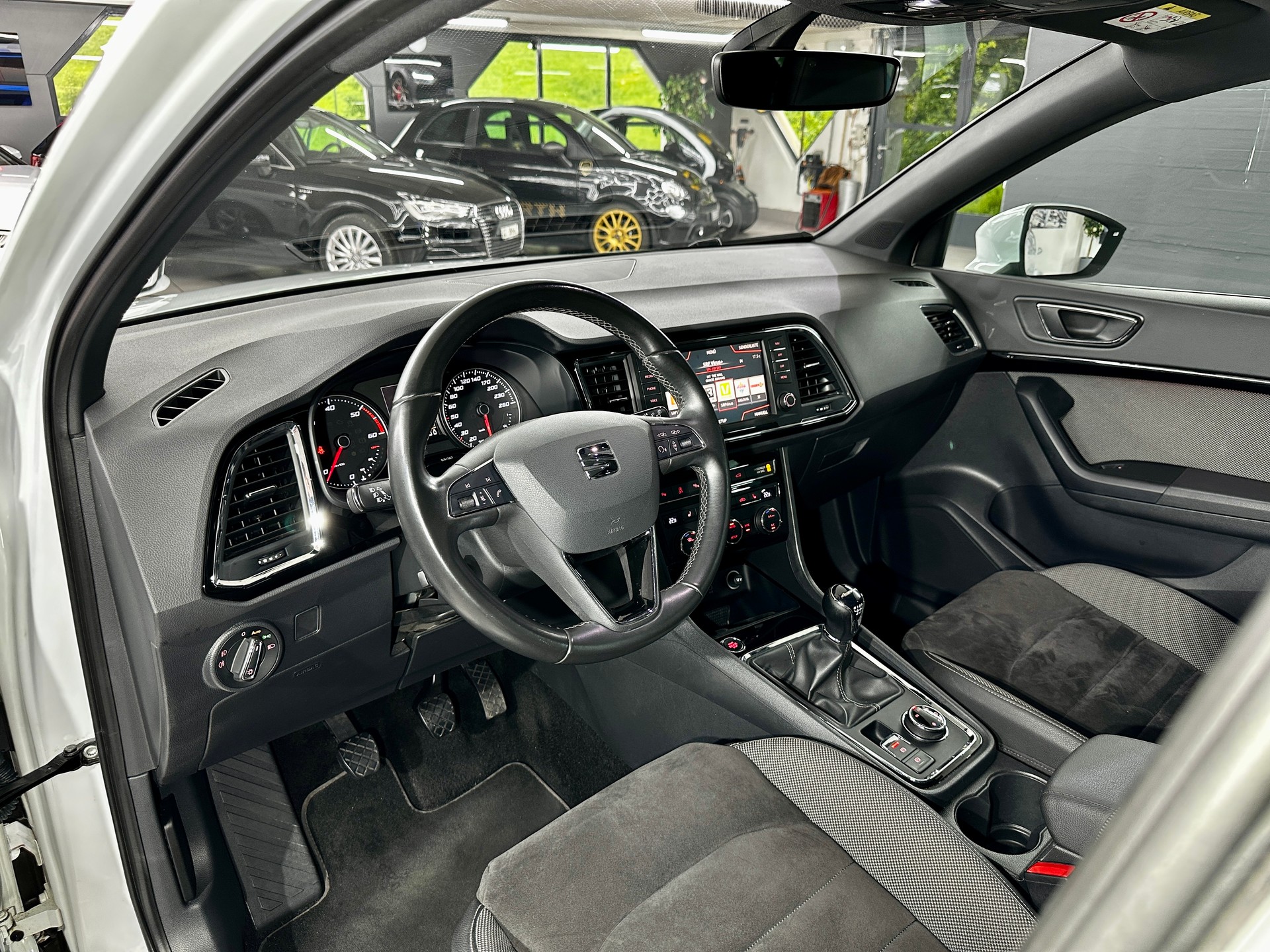 SEAT Ateca 2.0 TDI CR Xcellence 4Drive-image-12