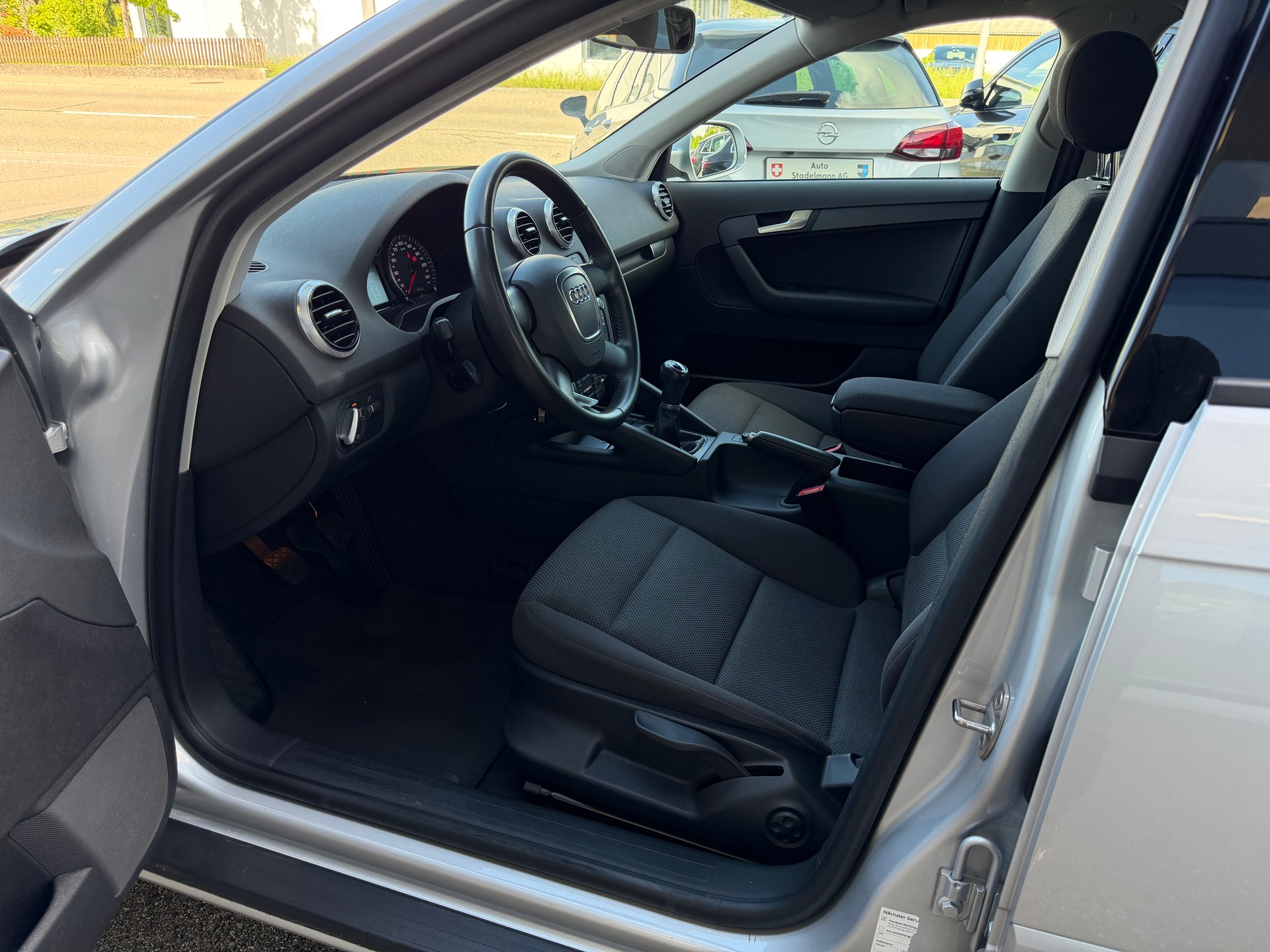 AUDI A3 Sportback 1.4 T FSI Attraction-image-11