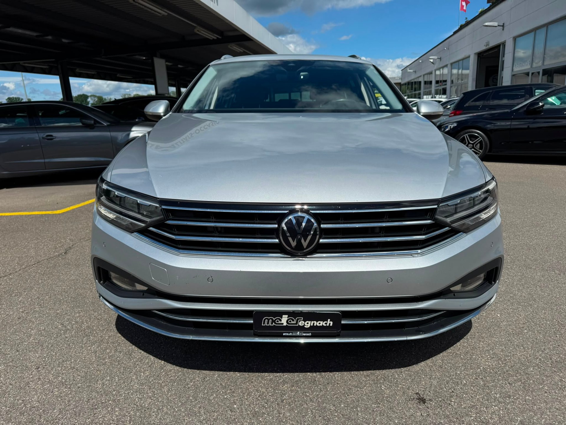 VW Passat 2.0 TDI BMT Elegance 4Motion DSG-image-1