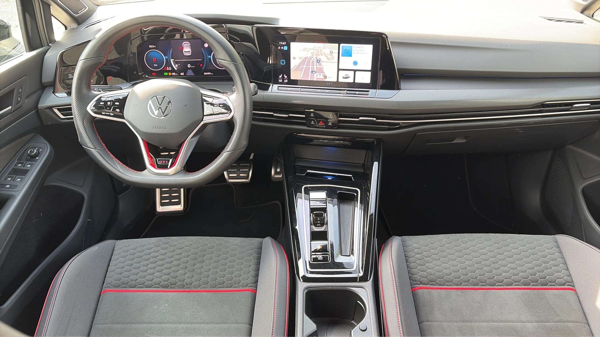 VW Golf 2.0 TSI GTI Clubsport DSG Black Style mit Harman/Kardon Soundsystem & Rückfahrkamera + kompl. Winterräder-image-9