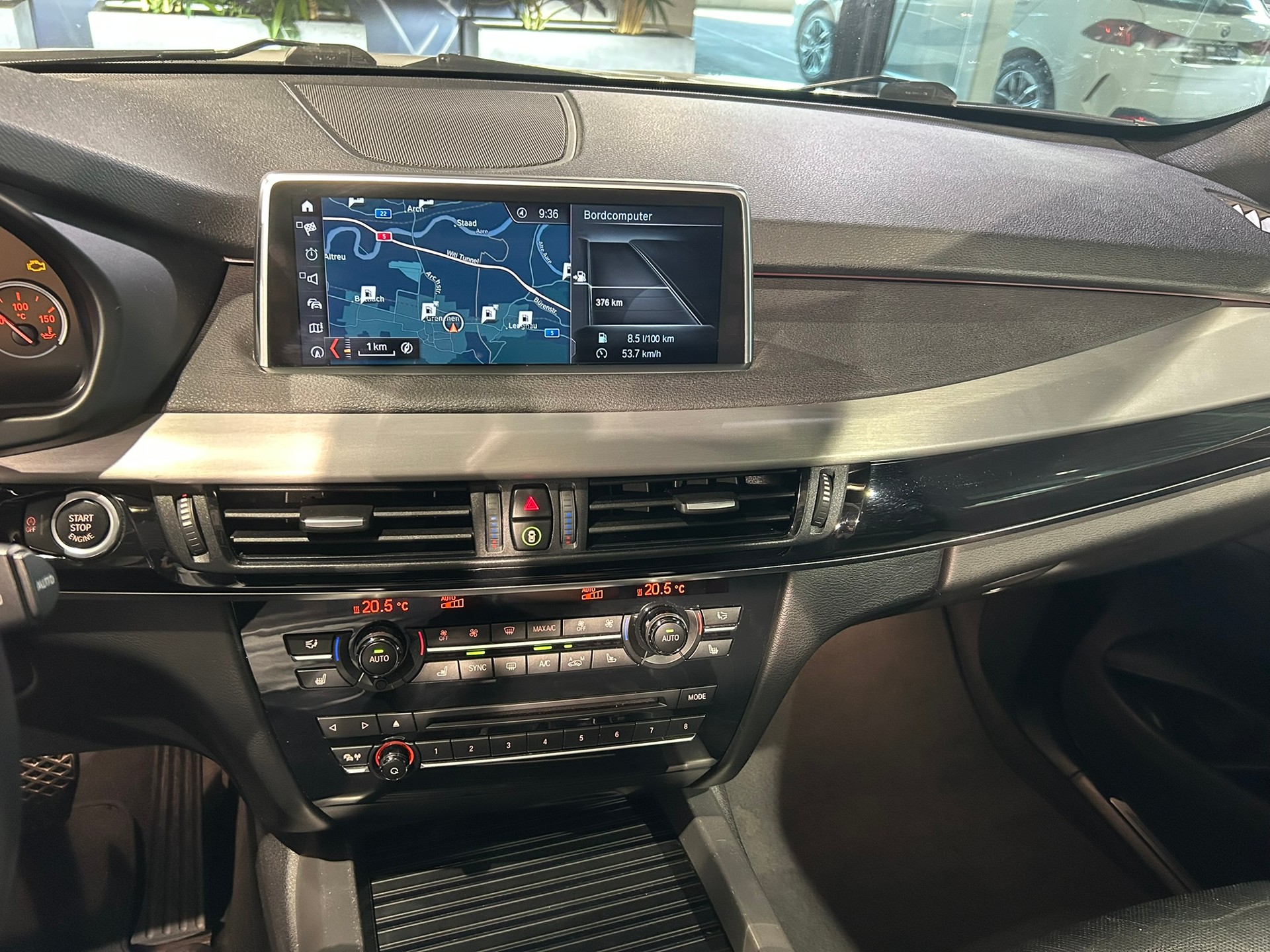 BMW X5 xDrive 40d Pure M Sport Steptronic-image-29