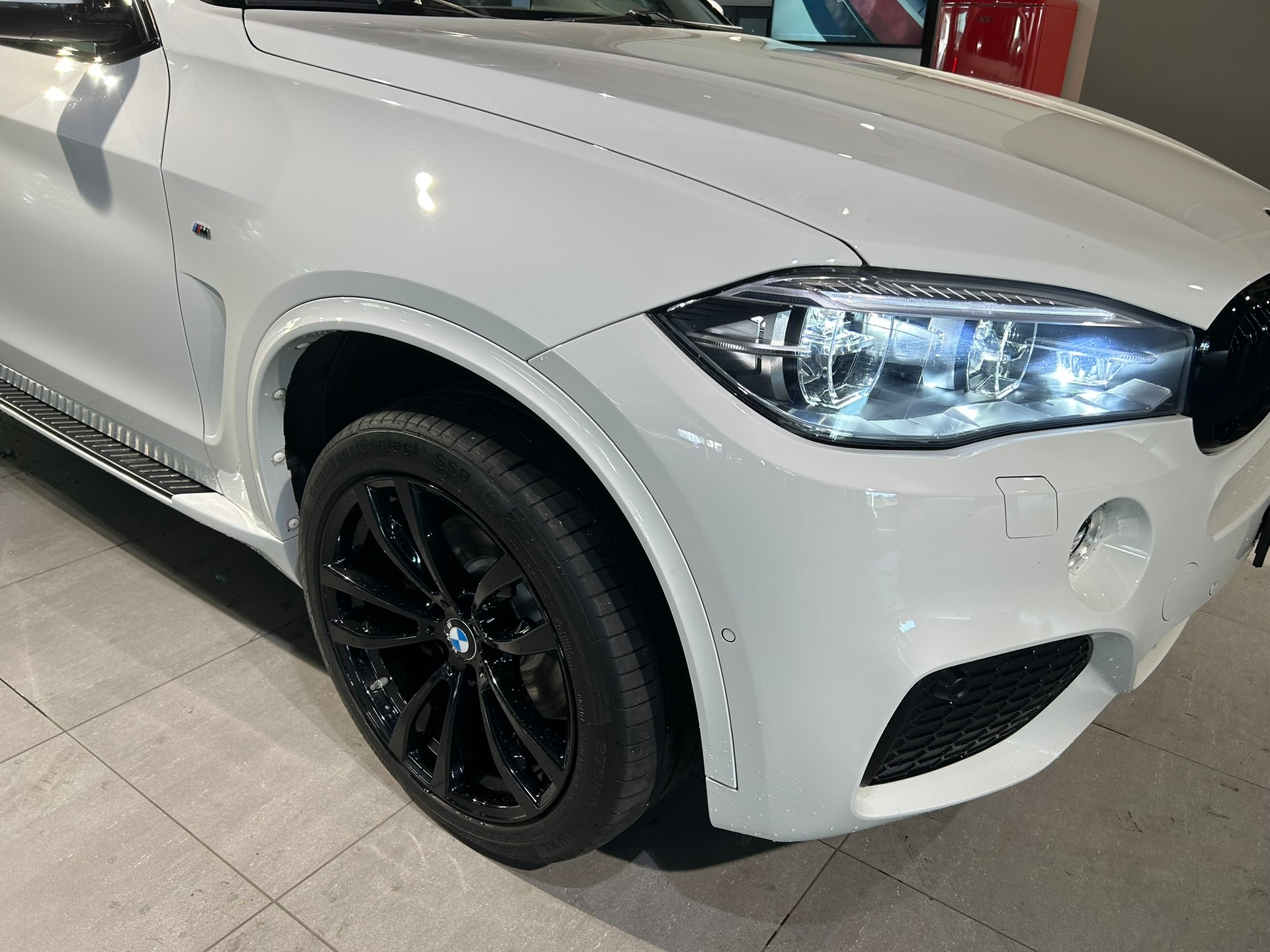 BMW X5 xDrive 40d Pure M Sport Steptronic-image-15