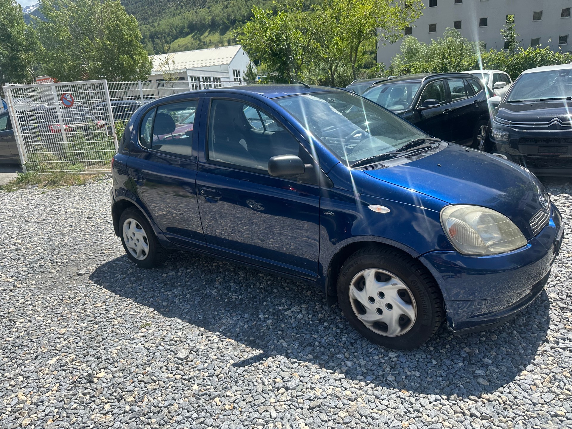 TOYOTA Yaris 1.3 Linea Sol-image-6