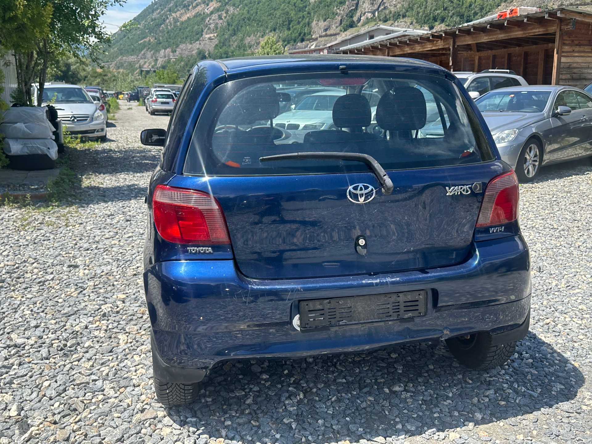 TOYOTA Yaris 1.3 Linea Sol-image-5