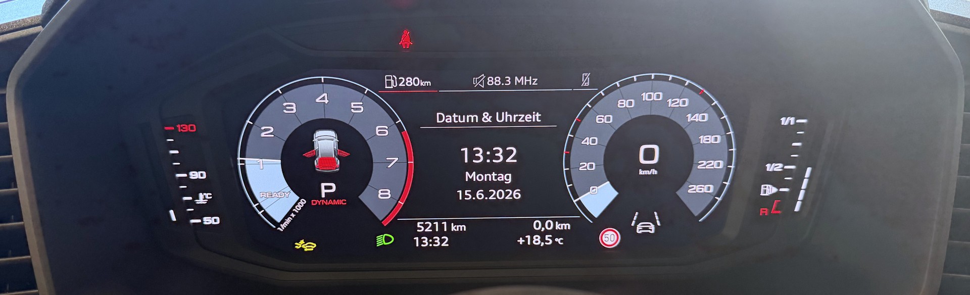 AUDI A1 Sportback 40 TFSI S Line S-tronic-image-10