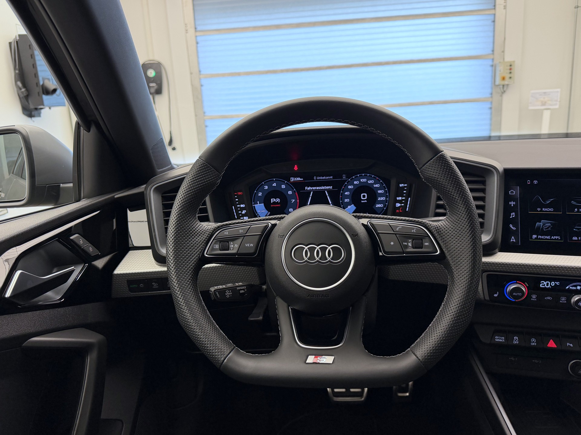 AUDI A1 Sportback 40 TFSI S Line S-tronic-image-8