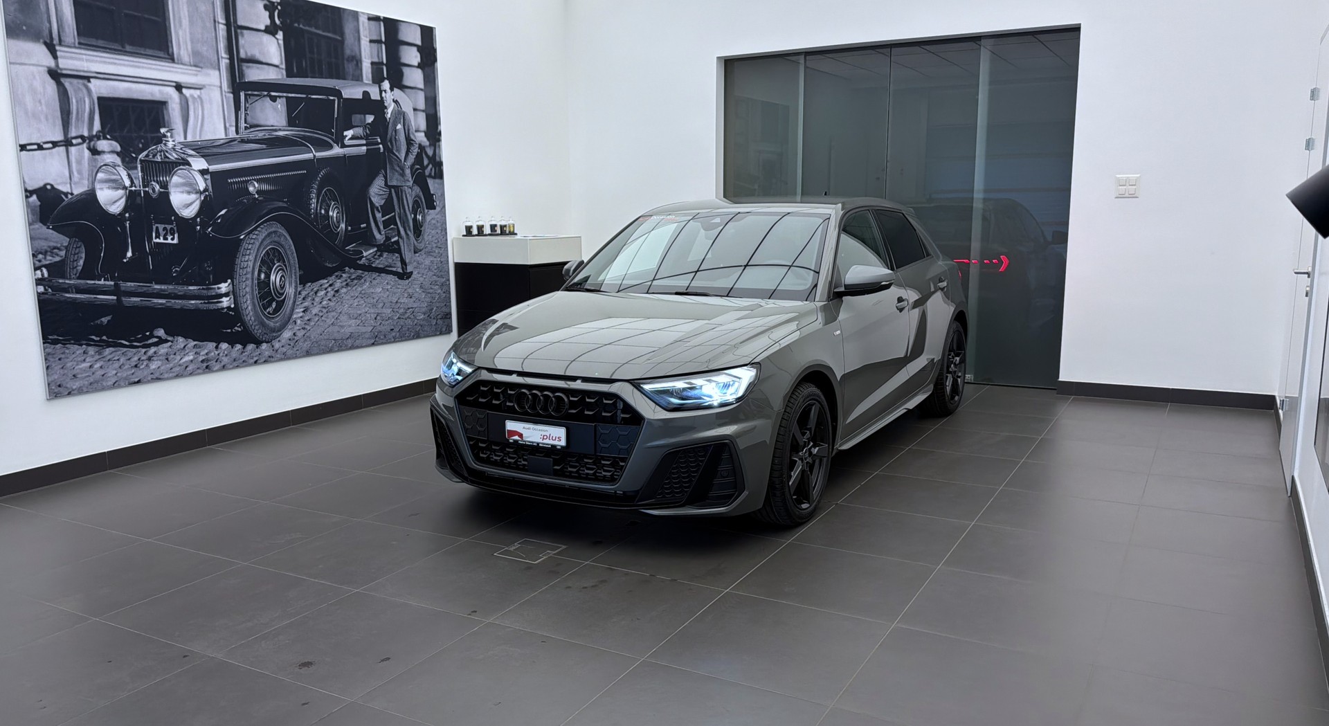 AUDI A1 Sportback 40 TFSI S Line S-tronic-image-0