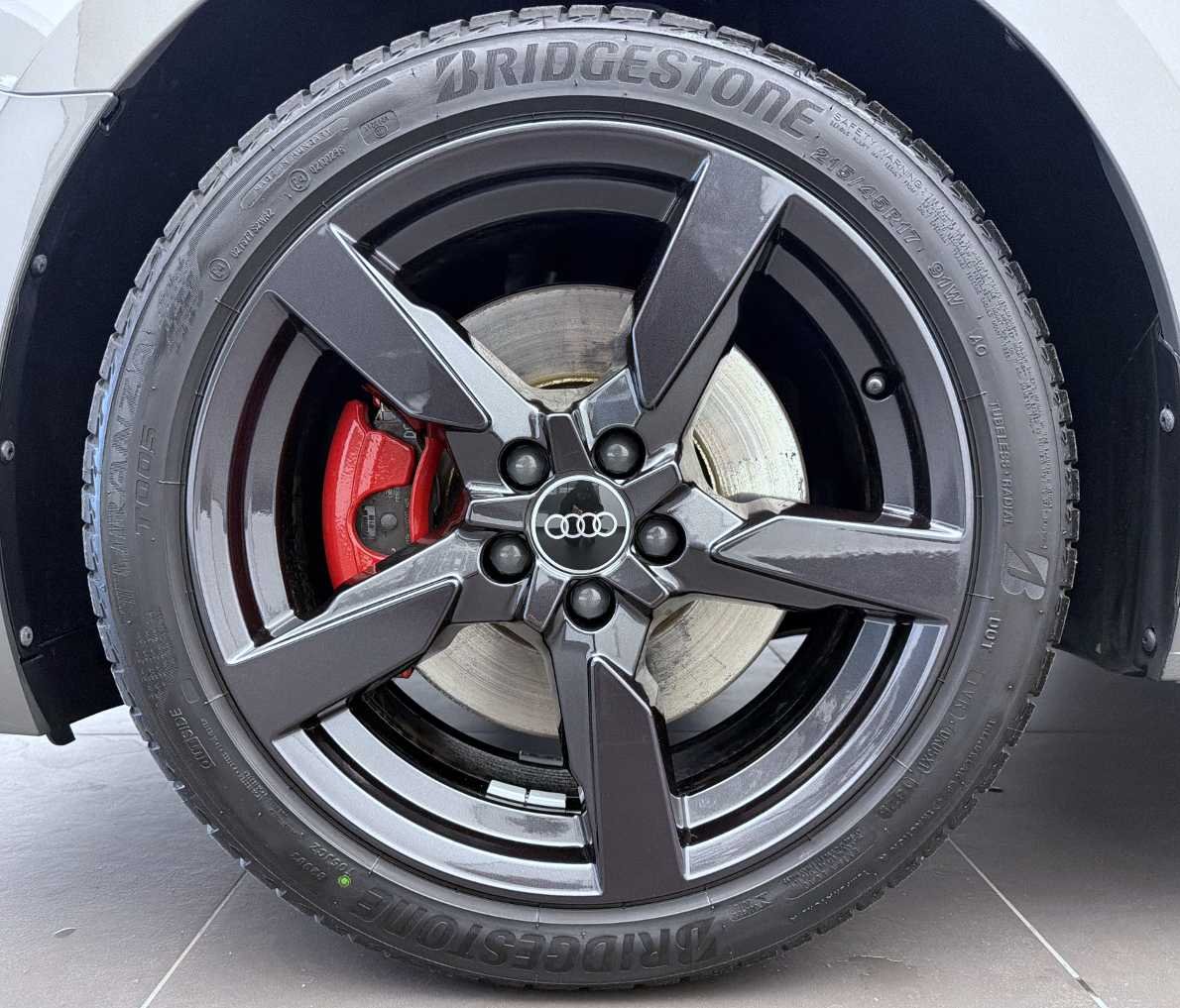 AUDI A1 Sportback 40 TFSI S Line S-tronic-image-2