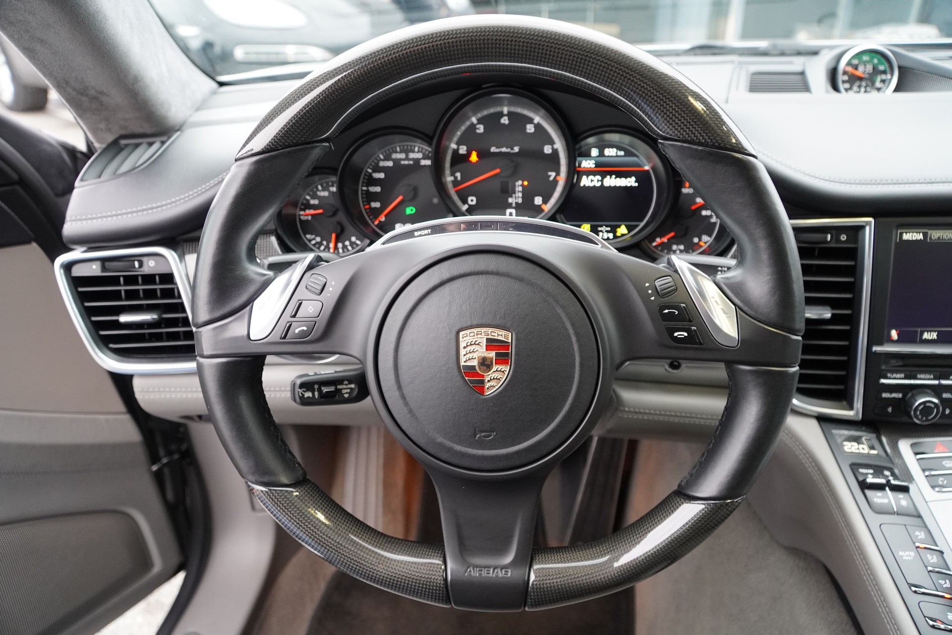 PORSCHE Panamera Turbo S 4.8 PDK-image-24