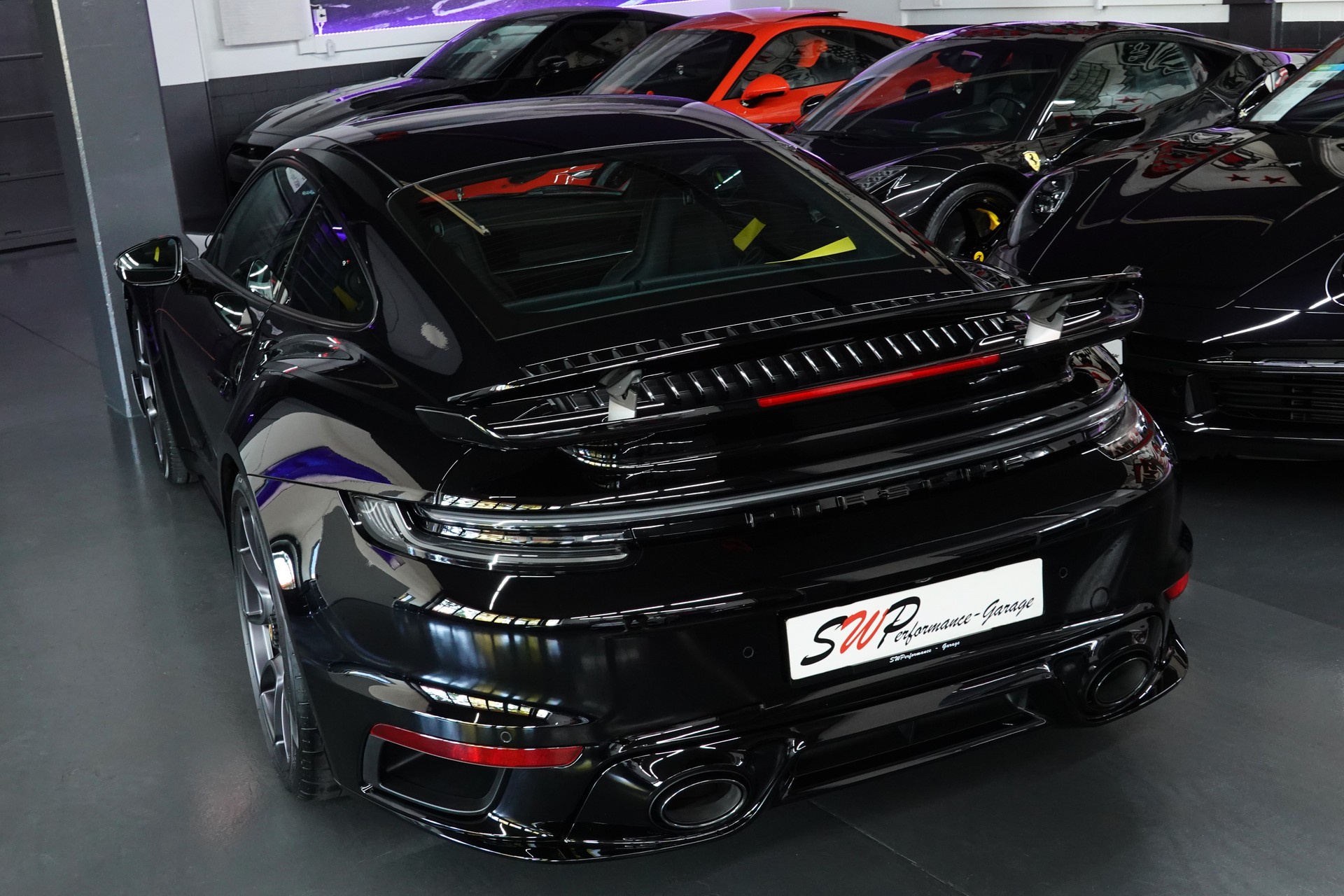 PORSCHE 911 TURBO S PDK BLACK 992.1 APPROVED // LIFT // AERO KIT. // TRAUM FZ // VOLLENDET-image-11