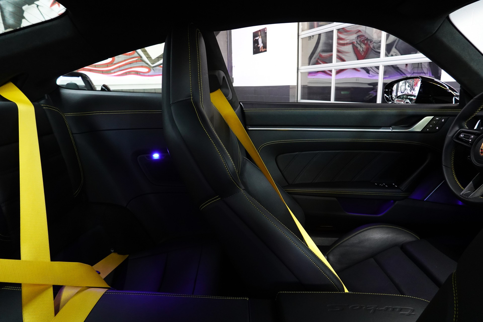 PORSCHE 911 TURBO S PDK BLACK 992.1 APPROVED // LIFT // AERO KIT. // TRAUM FZ // VOLLENDET-image-47