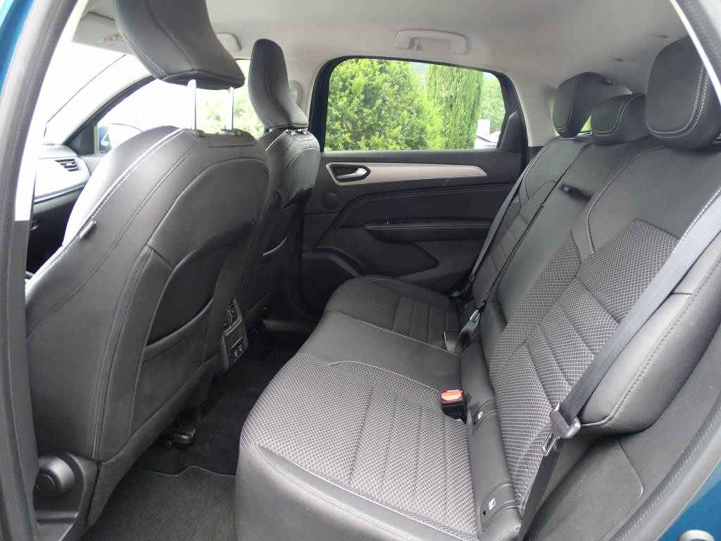 RENAULT Arkana 1.6 E-Tech techno-image-5
