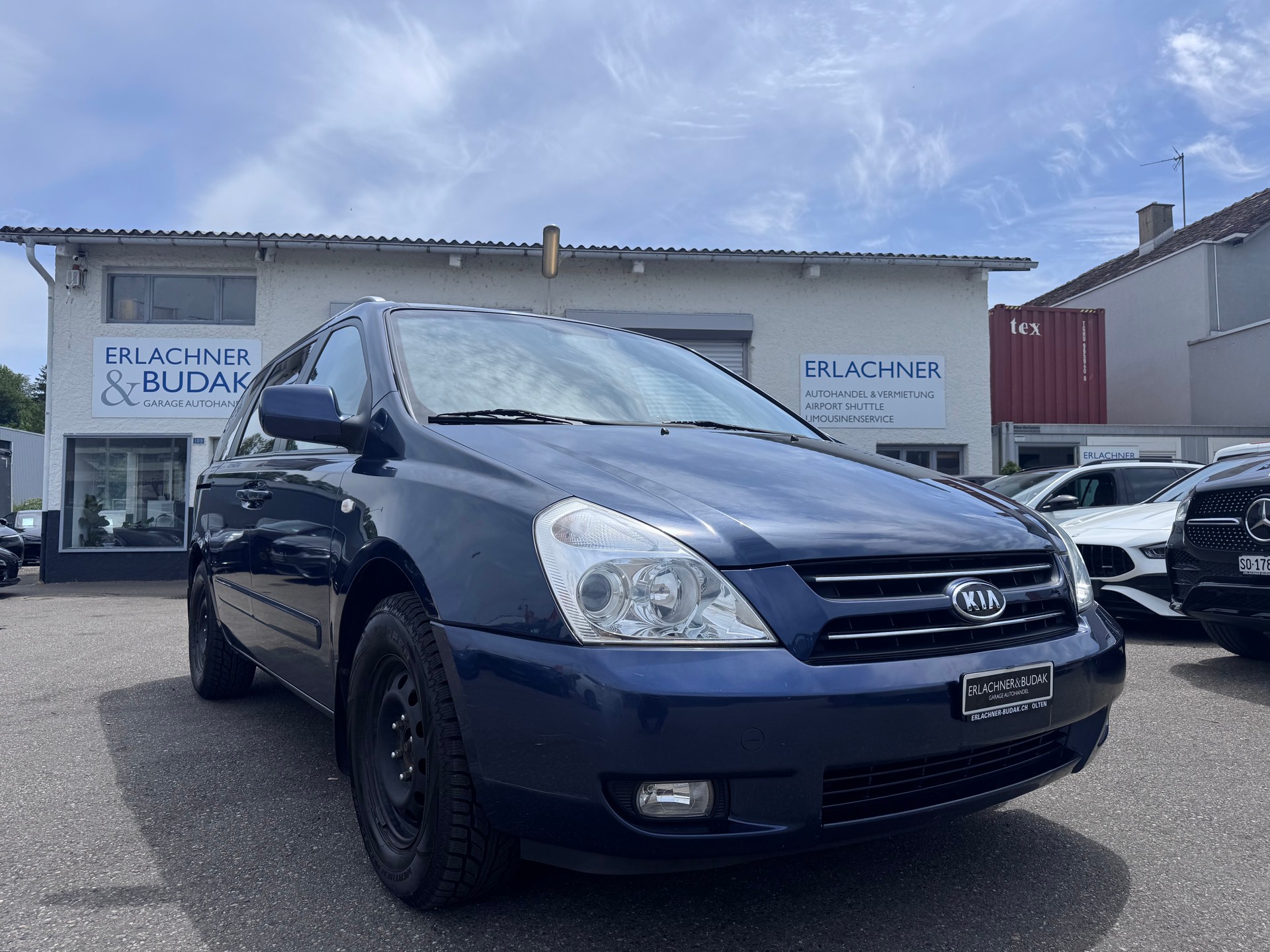 KIA Carnival 2.9 CRDi Style-image-0