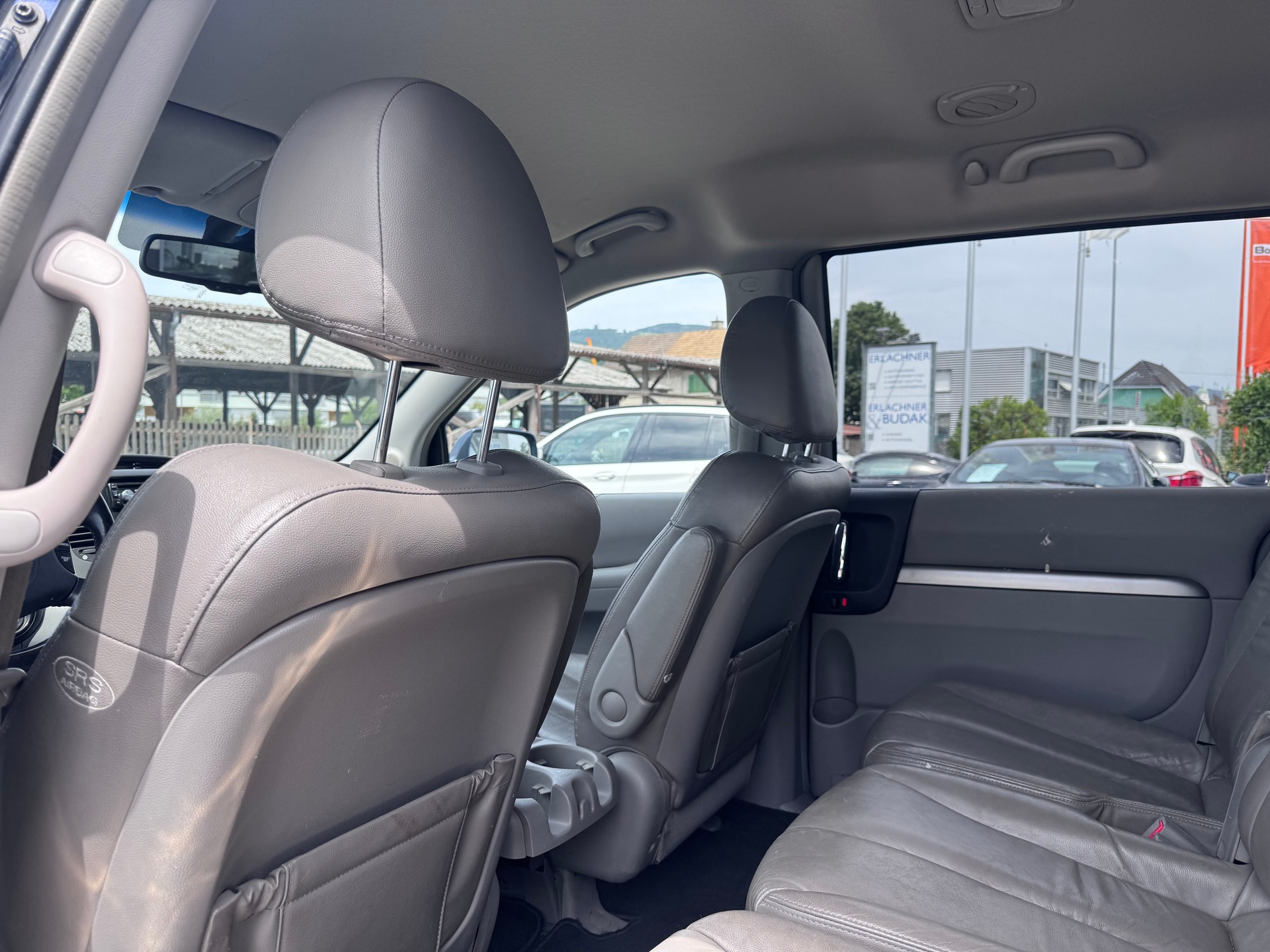 KIA Carnival 2.9 CRDi Style-image-7