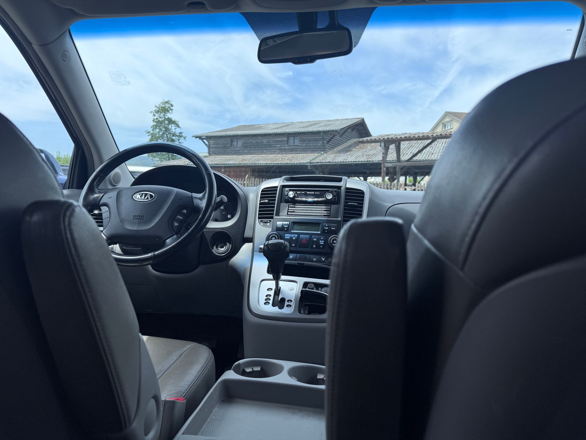 KIA Carnival 2.9 CRDi Style-image-9