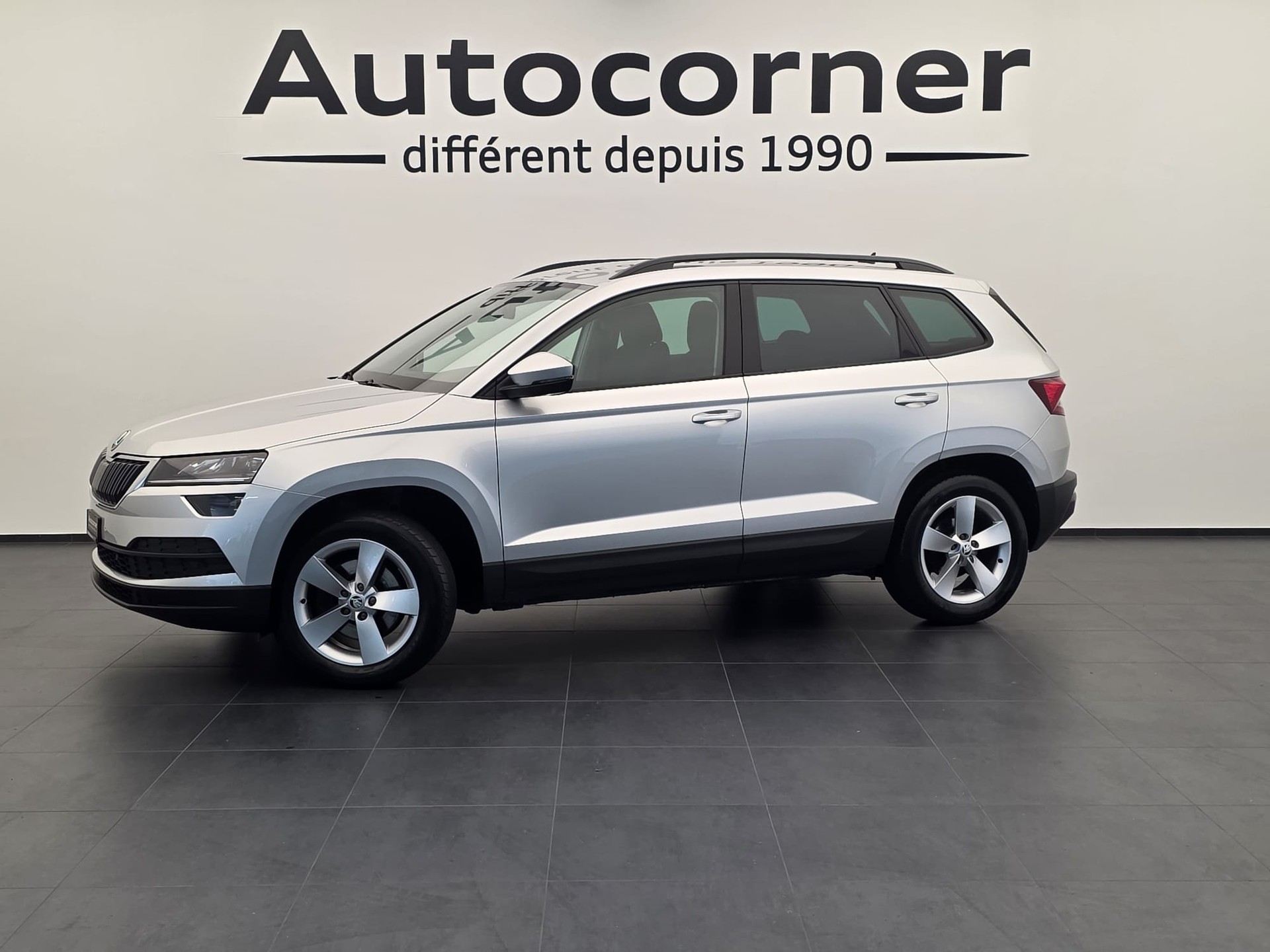 SKODA Karoq 2.0 TDI CR Ambition 4x4 DSG-image-0