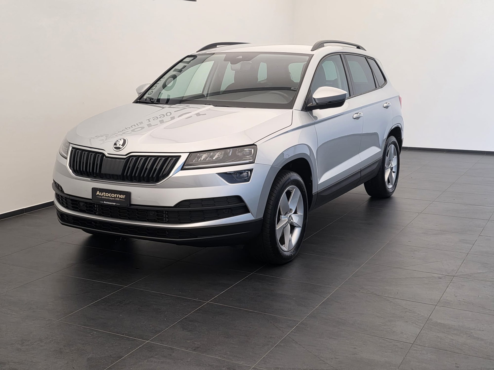 SKODA Karoq 2.0 TDI CR Ambition 4x4 DSG-image-2