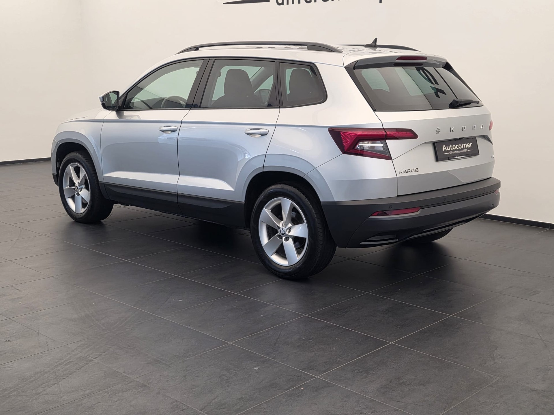SKODA Karoq 2.0 TDI CR Ambition 4x4 DSG-image-5