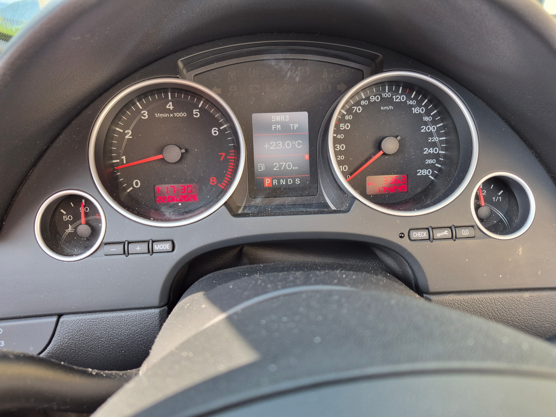 AUDI 2.0 T FSI 200-image-5