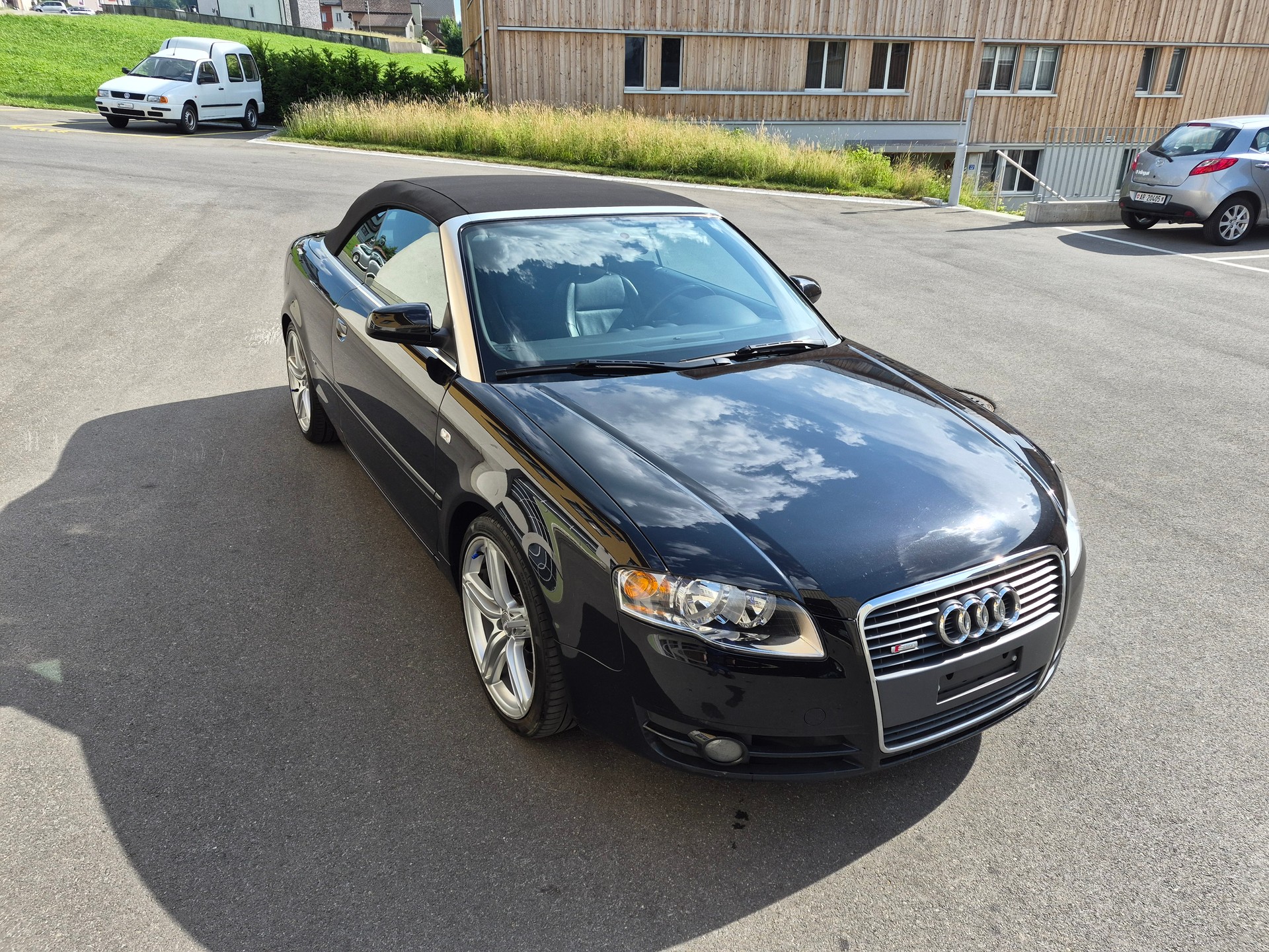AUDI 2.0 T FSI 200-image-3