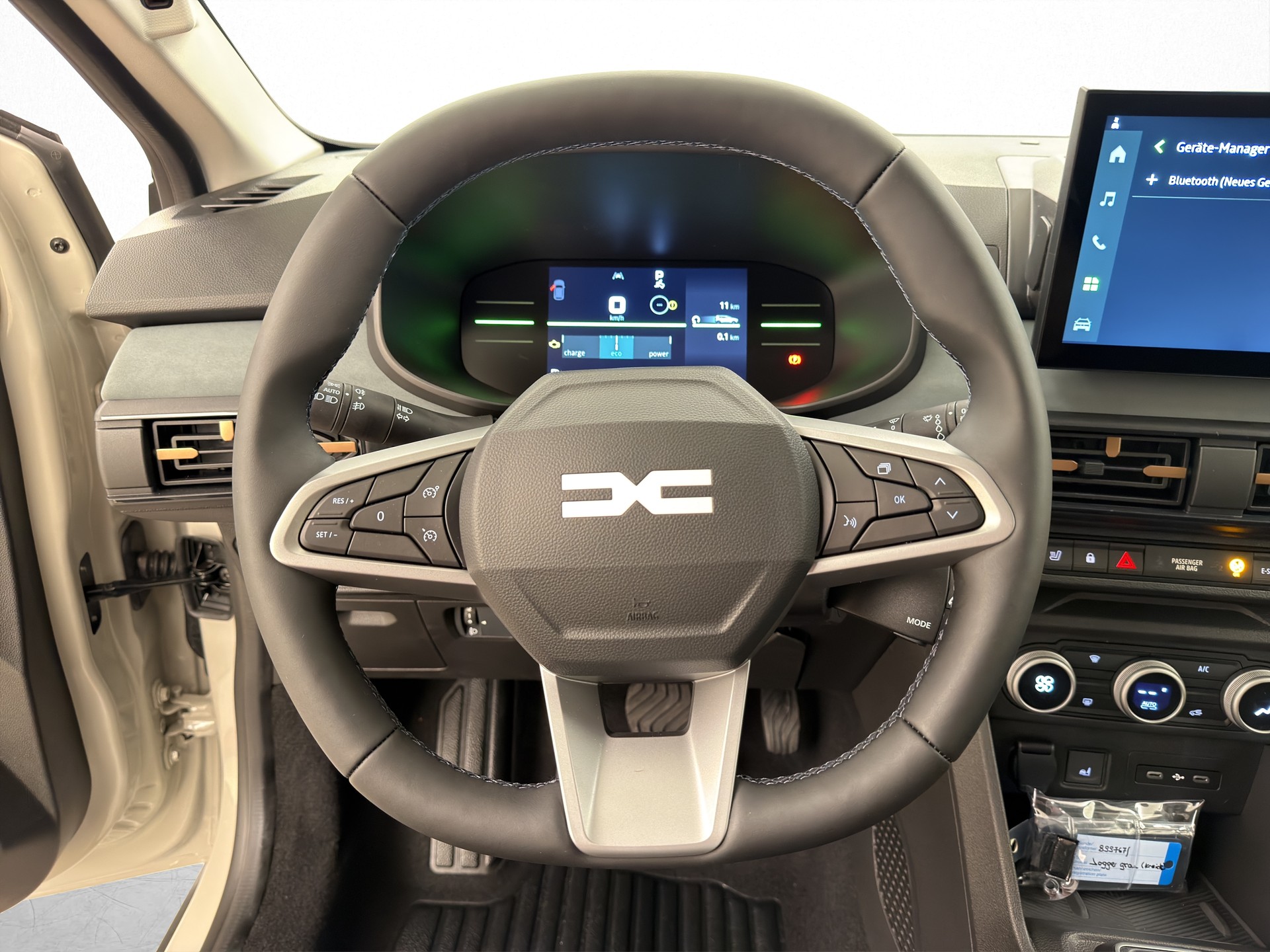 DACIA Jogger 1.8 Hybrid Extreme 7PL-image-7