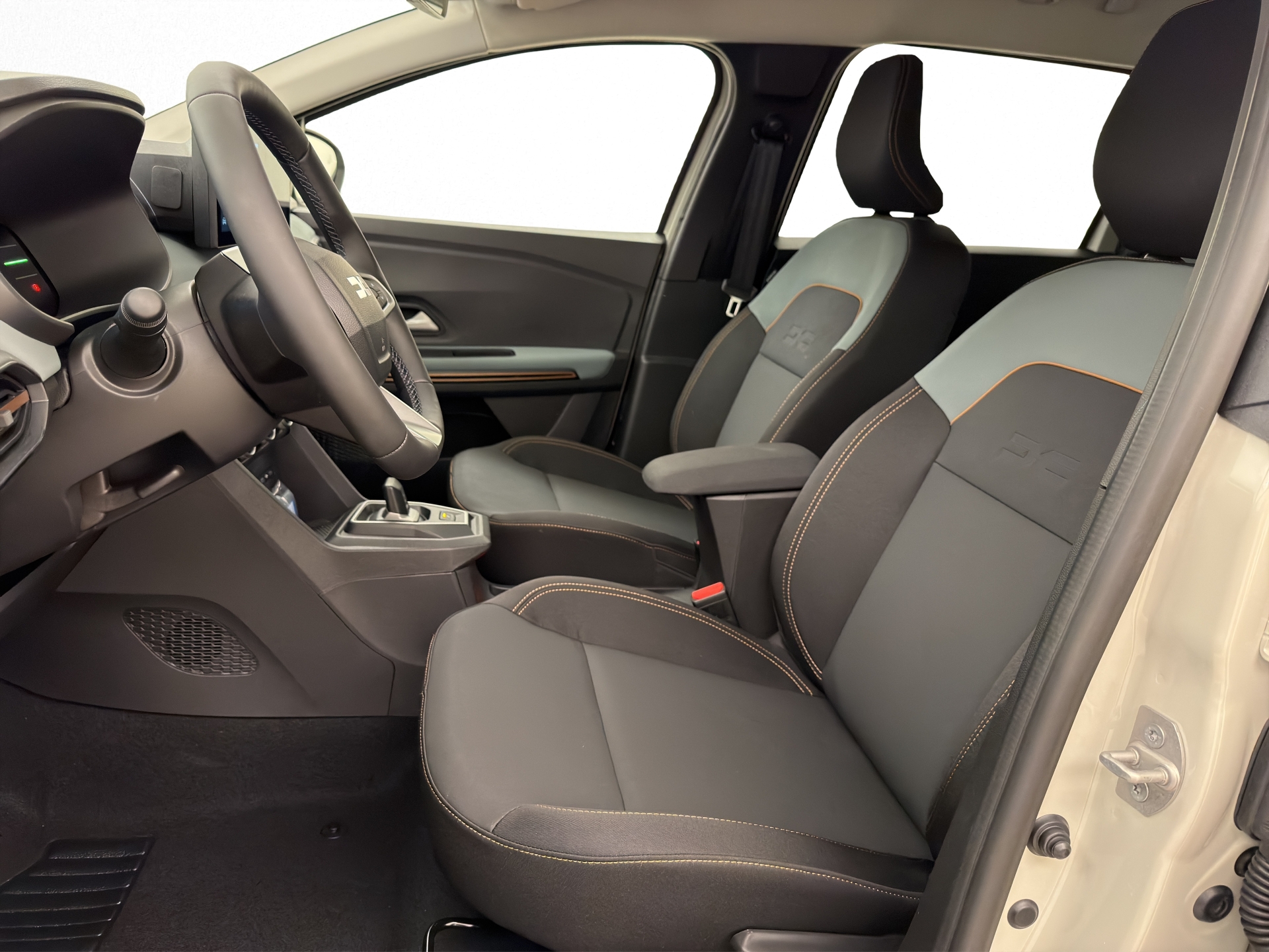 DACIA Jogger 1.8 Hybrid Extreme 7PL-image-6