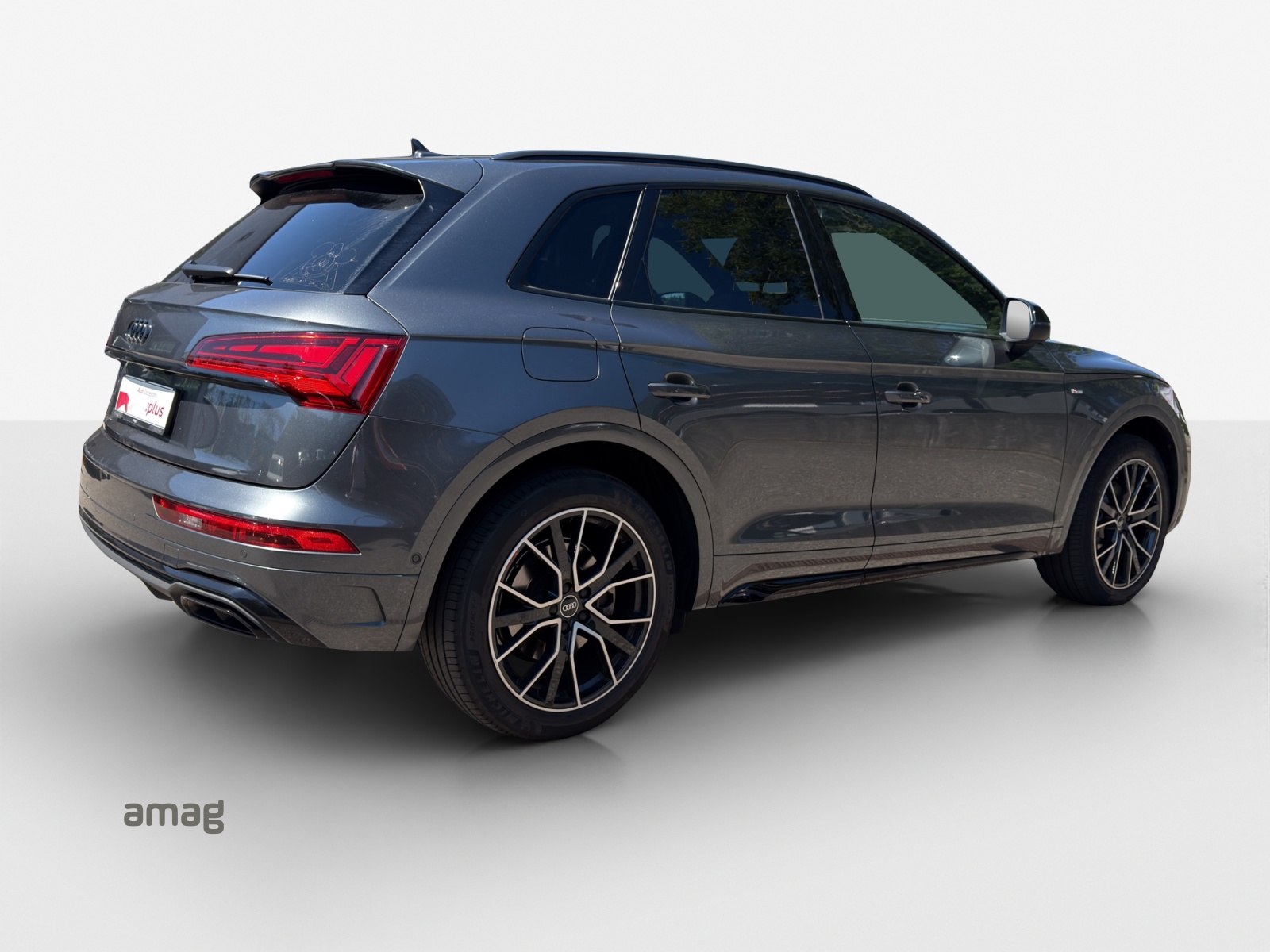 AUDI Q5 40 TFSI S line quattro S-tronic-image-4