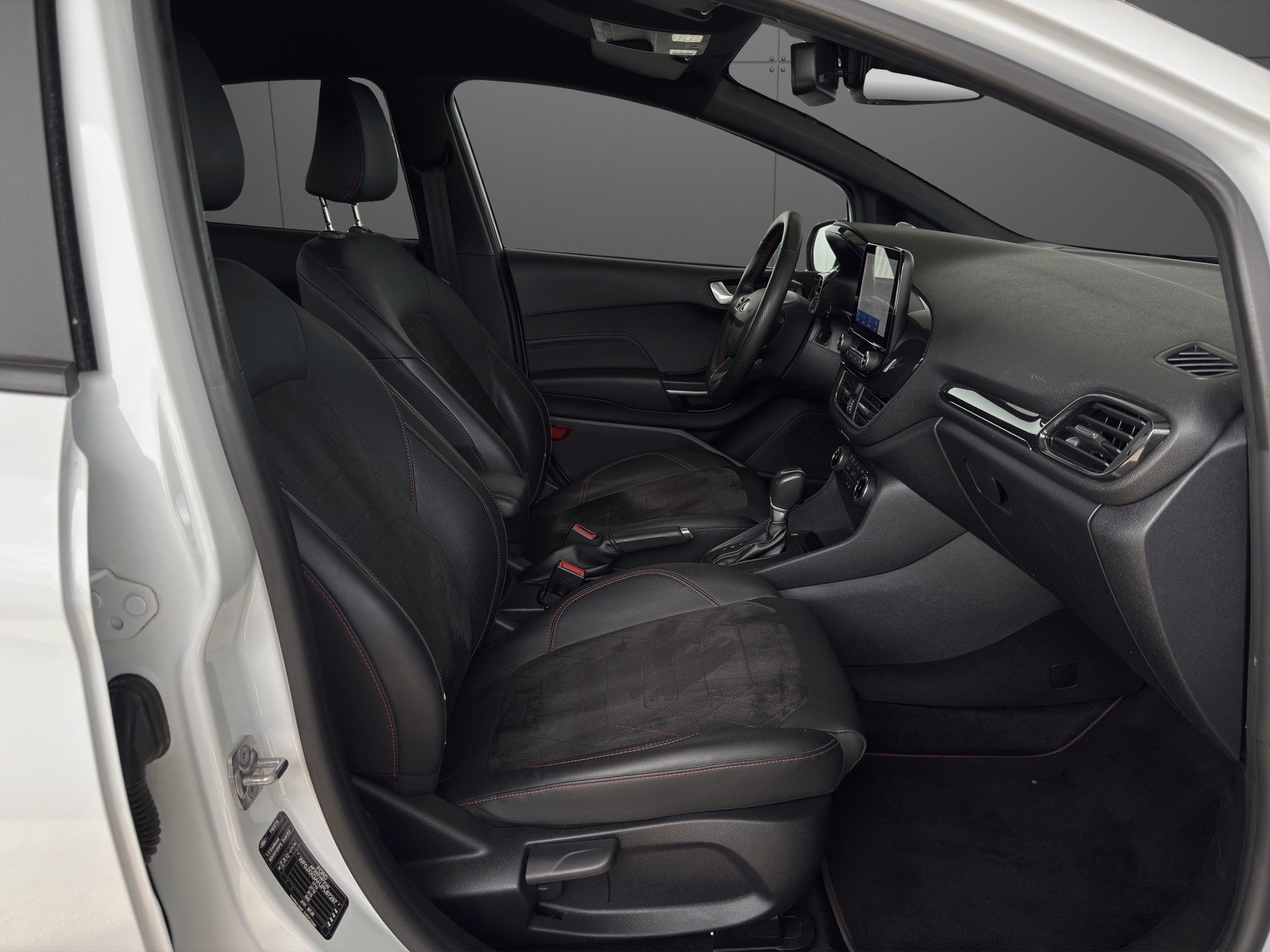 FORD Fiesta 1.0 SCTi MHEV ST Line X Automat-image-9