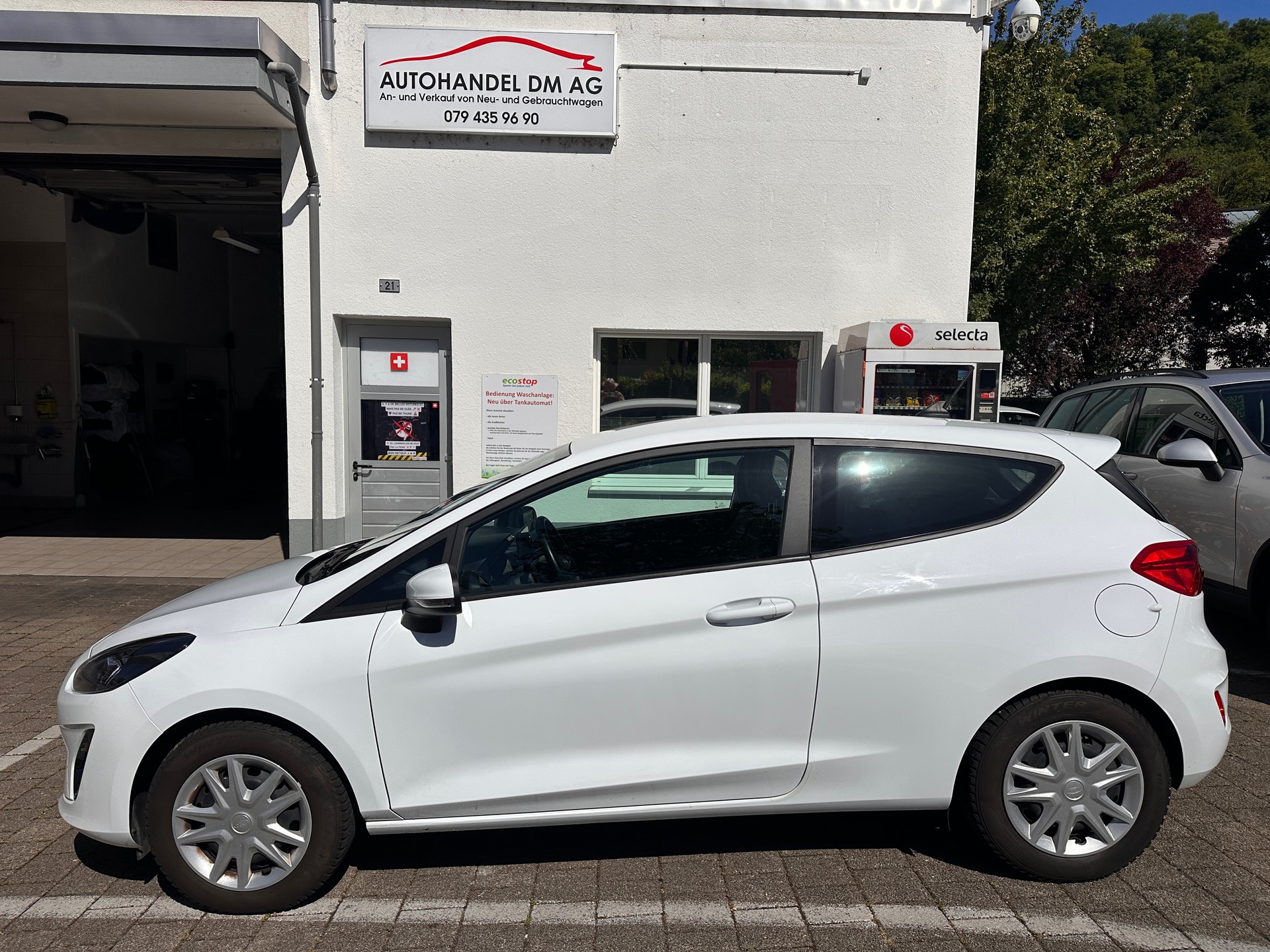 FORD Fiesta 1.0 SCTi Cool & Connect-image-2