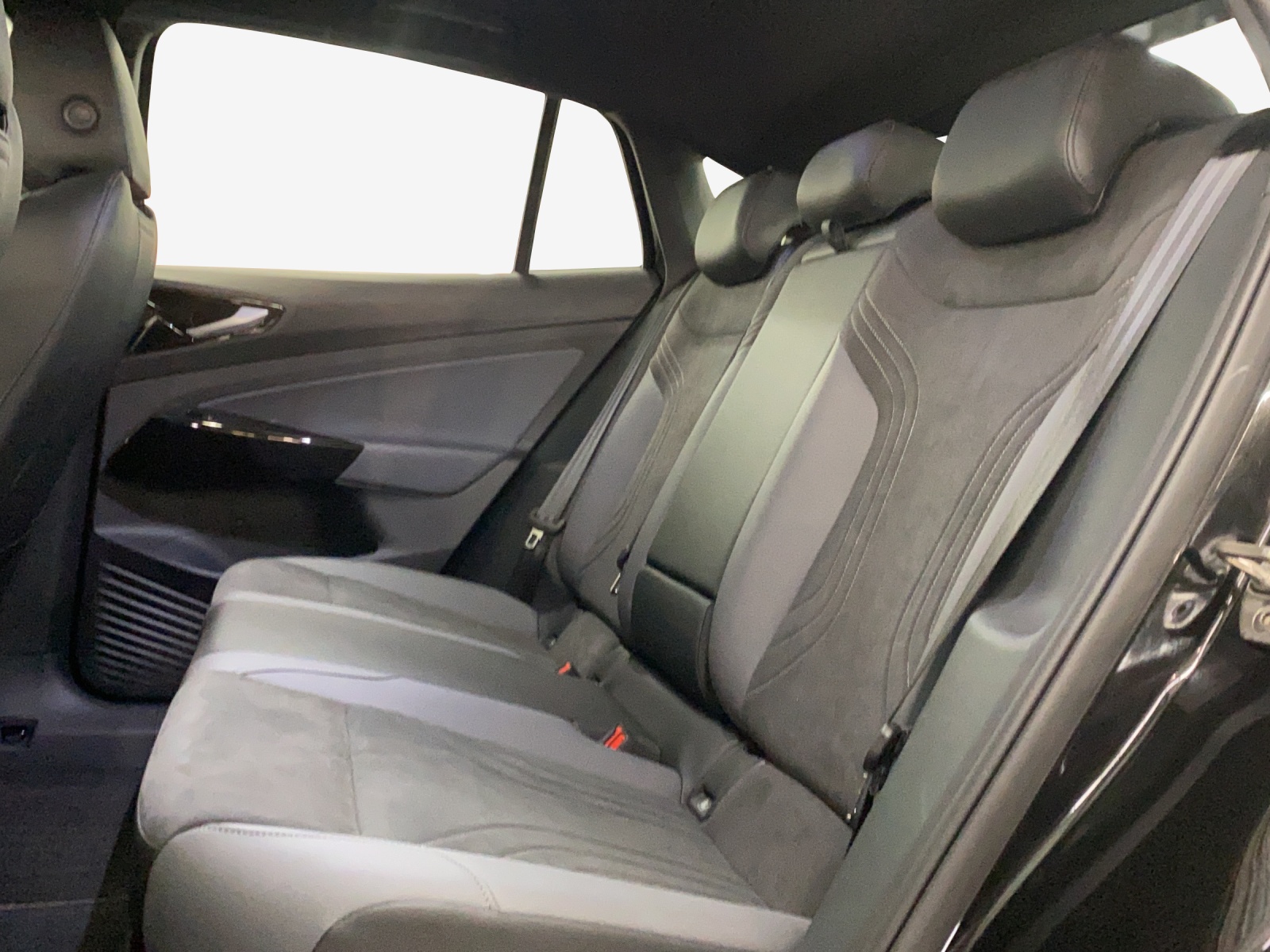 VW ID.5 Pro Performance 77 kWh-image-9