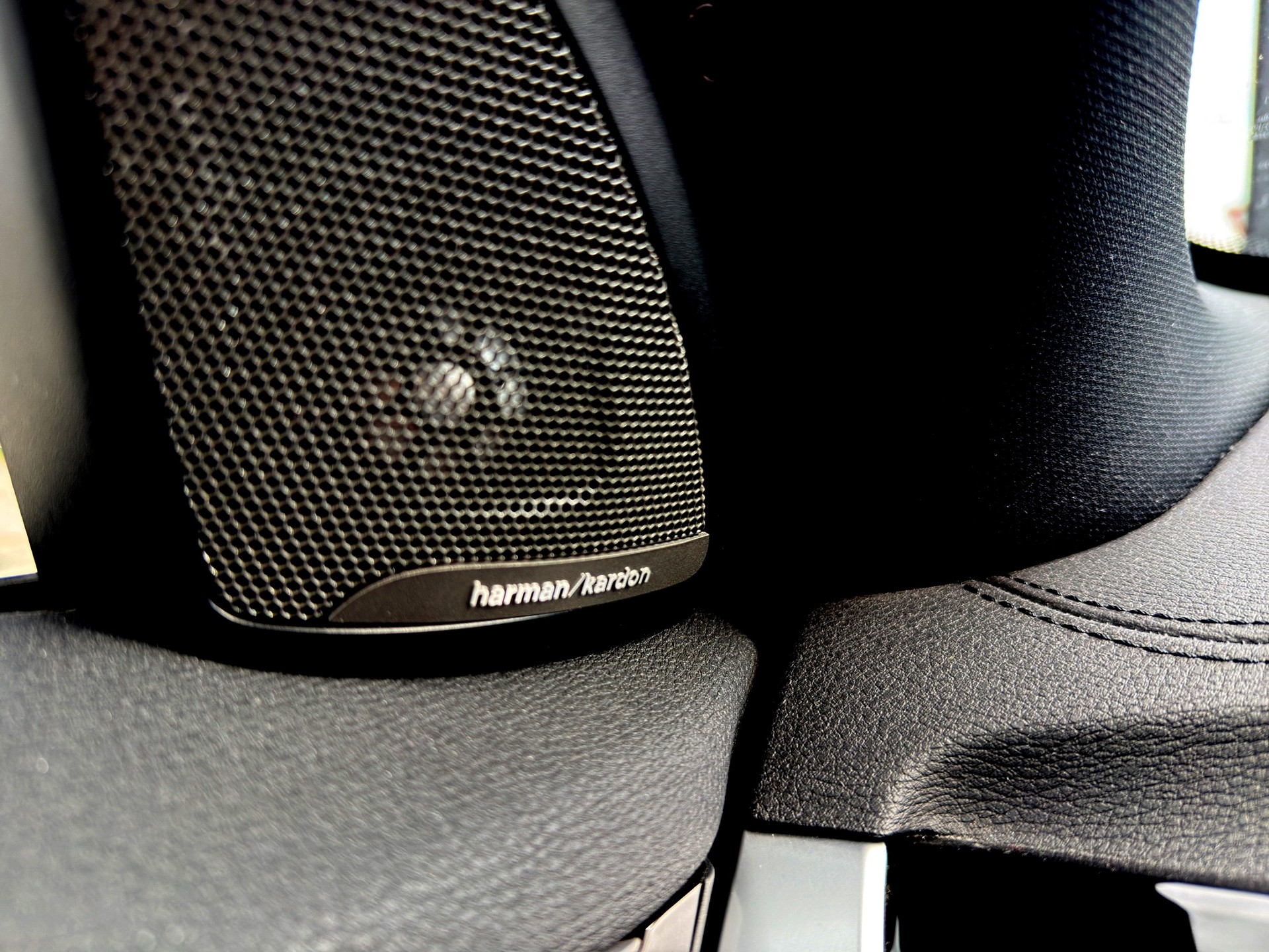BMW X1 xDrive 25d M Sport Steptronic-image-12