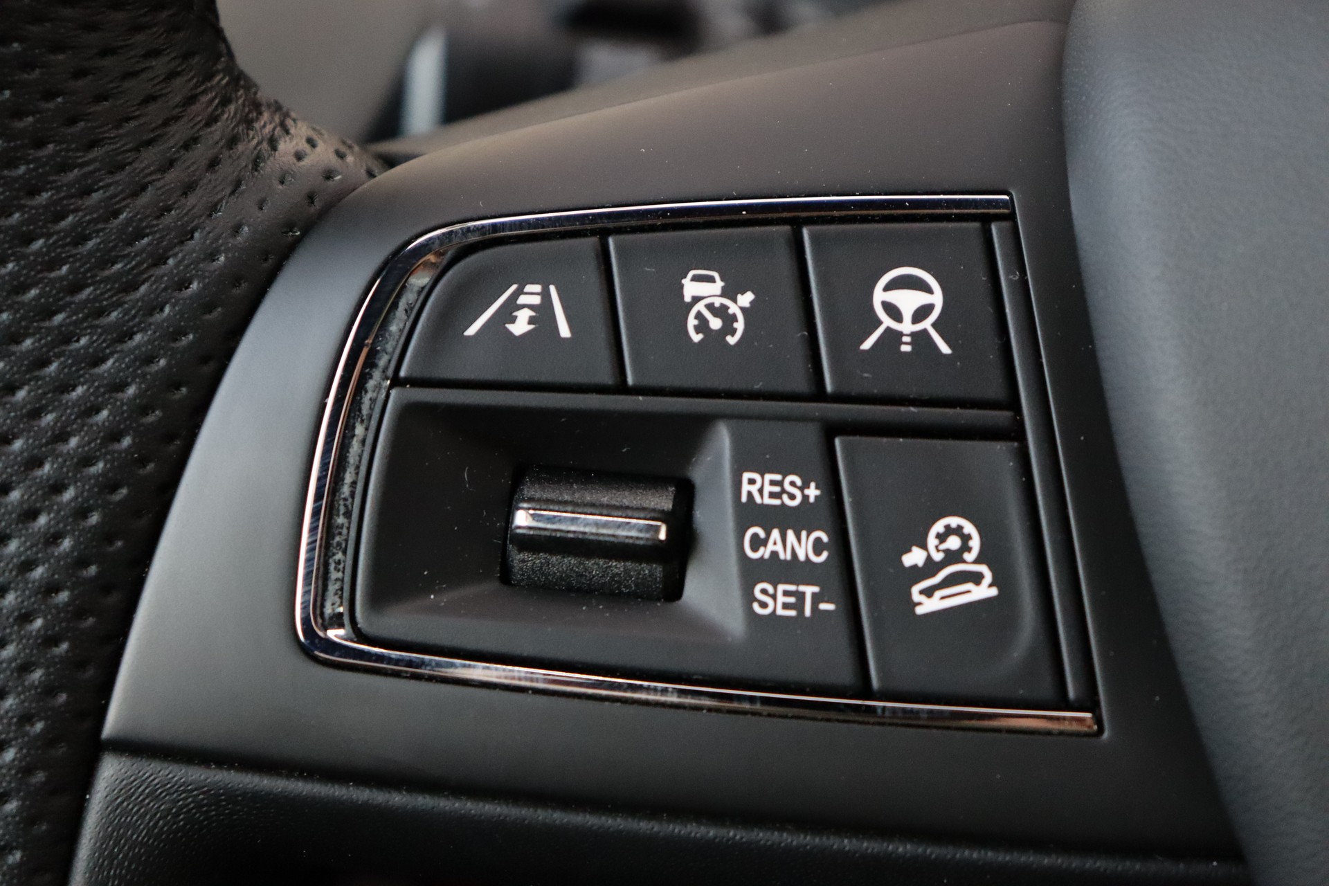 MASERATI Levante 3.8 V8 Trofeo Q4 Automatica Ultima-image-24