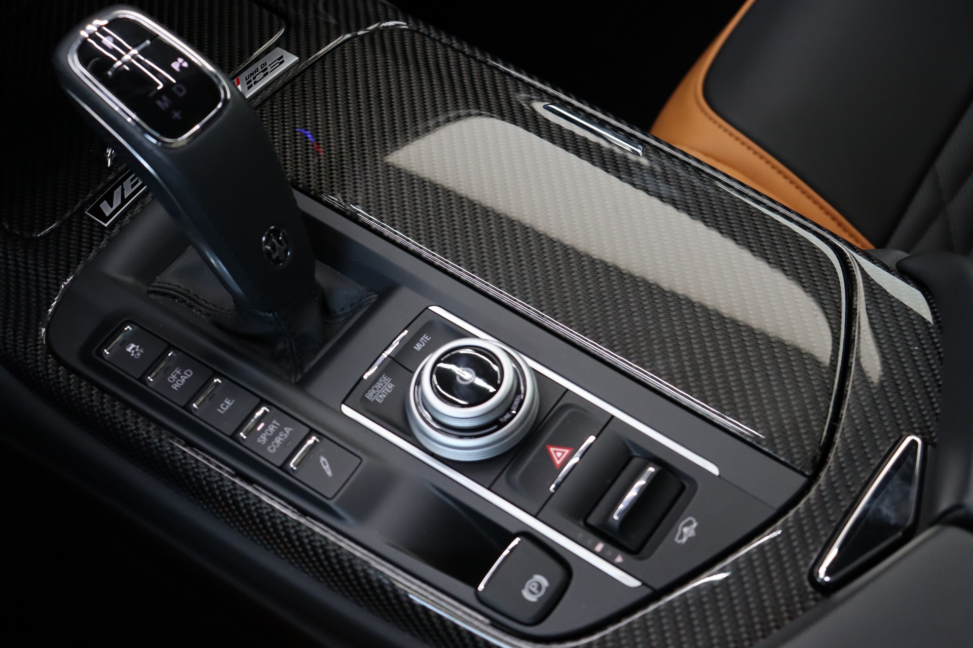 MASERATI Levante 3.8 V8 Trofeo Q4 Automatica Ultima-image-28