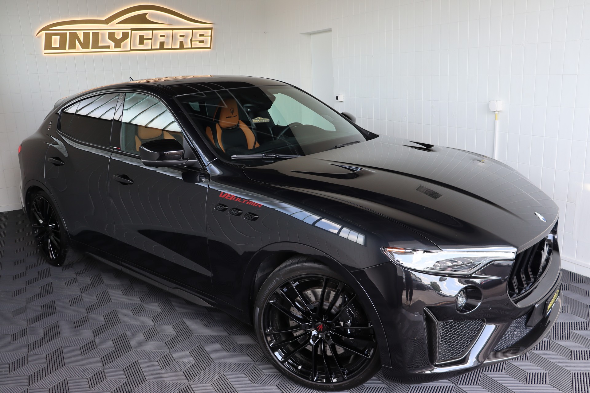 MASERATI Levante 3.8 V8 Trofeo Q4 Automatica Ultima-image-7