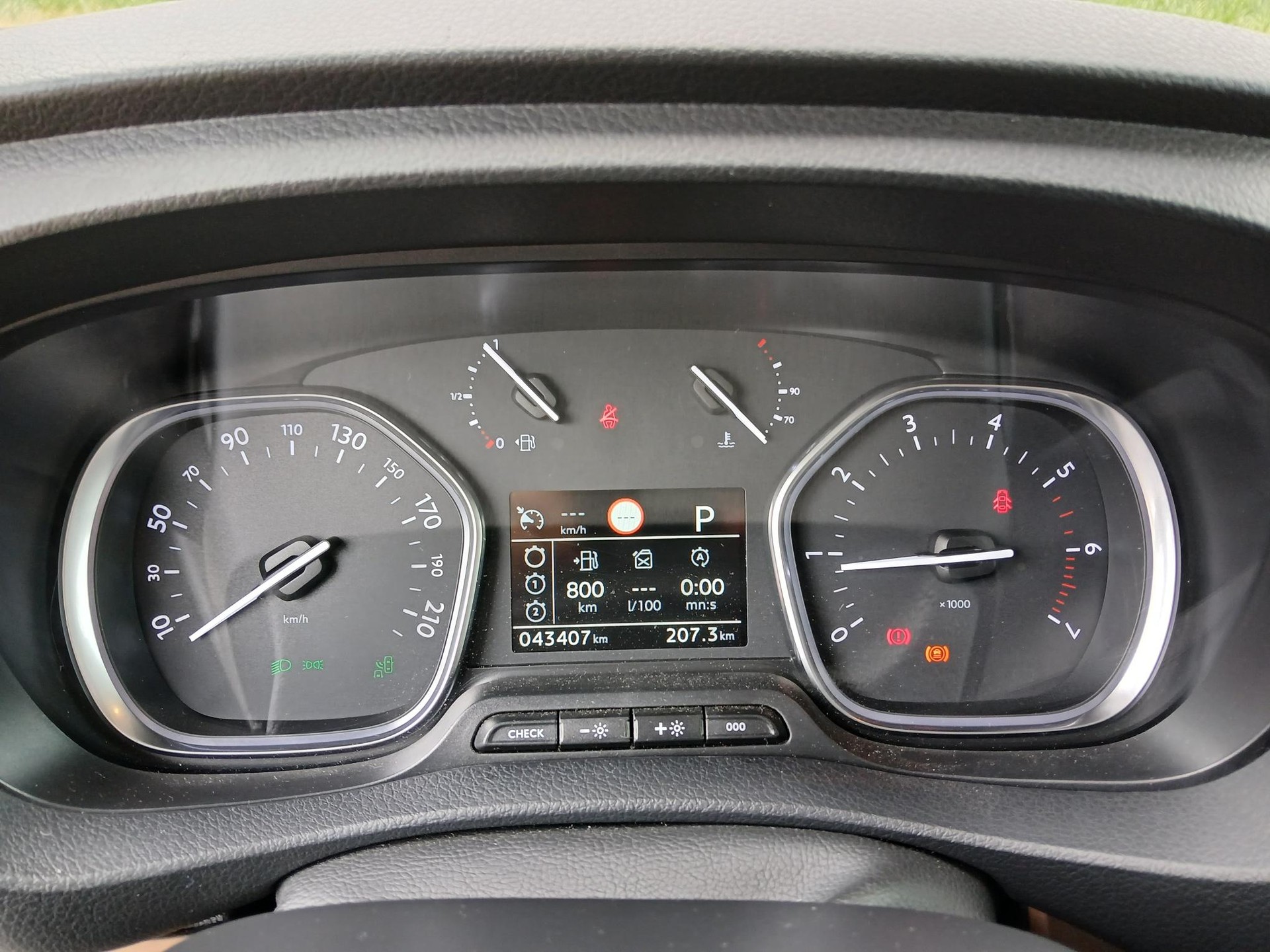 TOYOTA PROACE Verso L1 2.0 D Trend-image-14