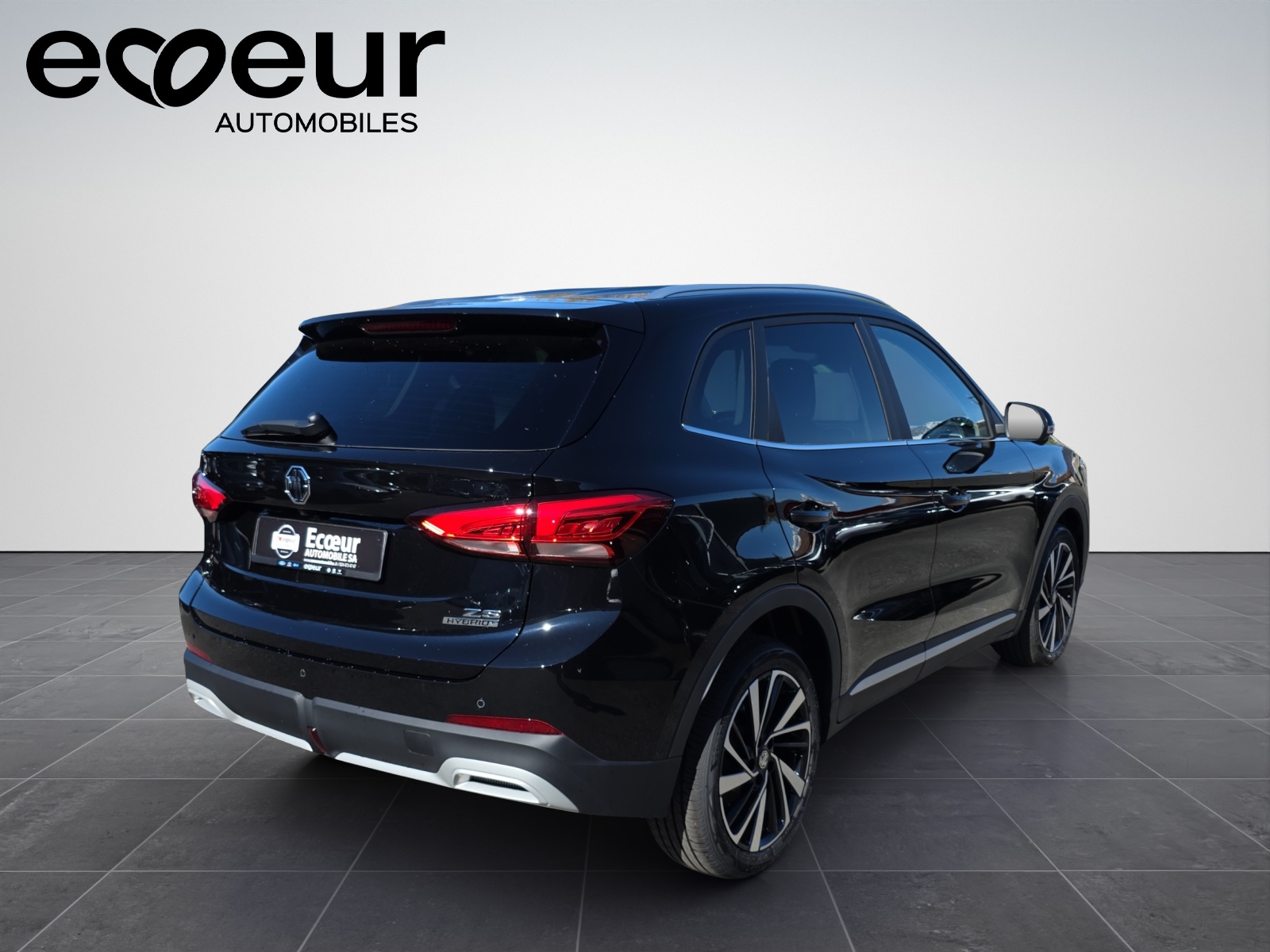 MG ZS 1.5 Hybrid+ Luxury-image-5